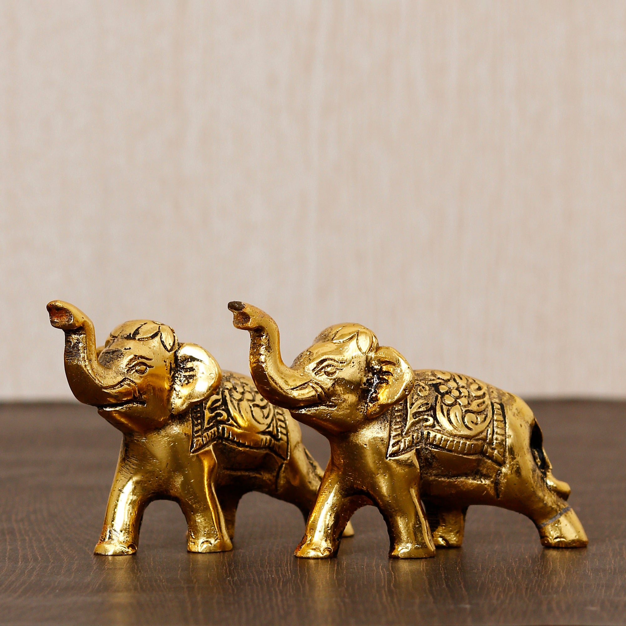 Set of 2 Golden Metal Elephants Statue, Animal Figurine Decorative Showpiece