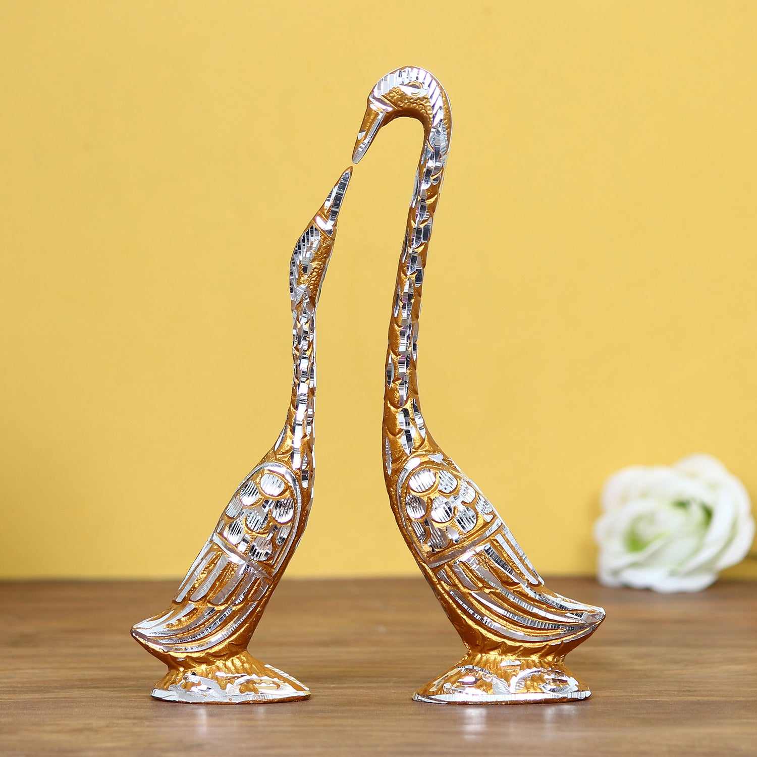Golden Aluminium Loving Swan couple Love Birds showpiece
