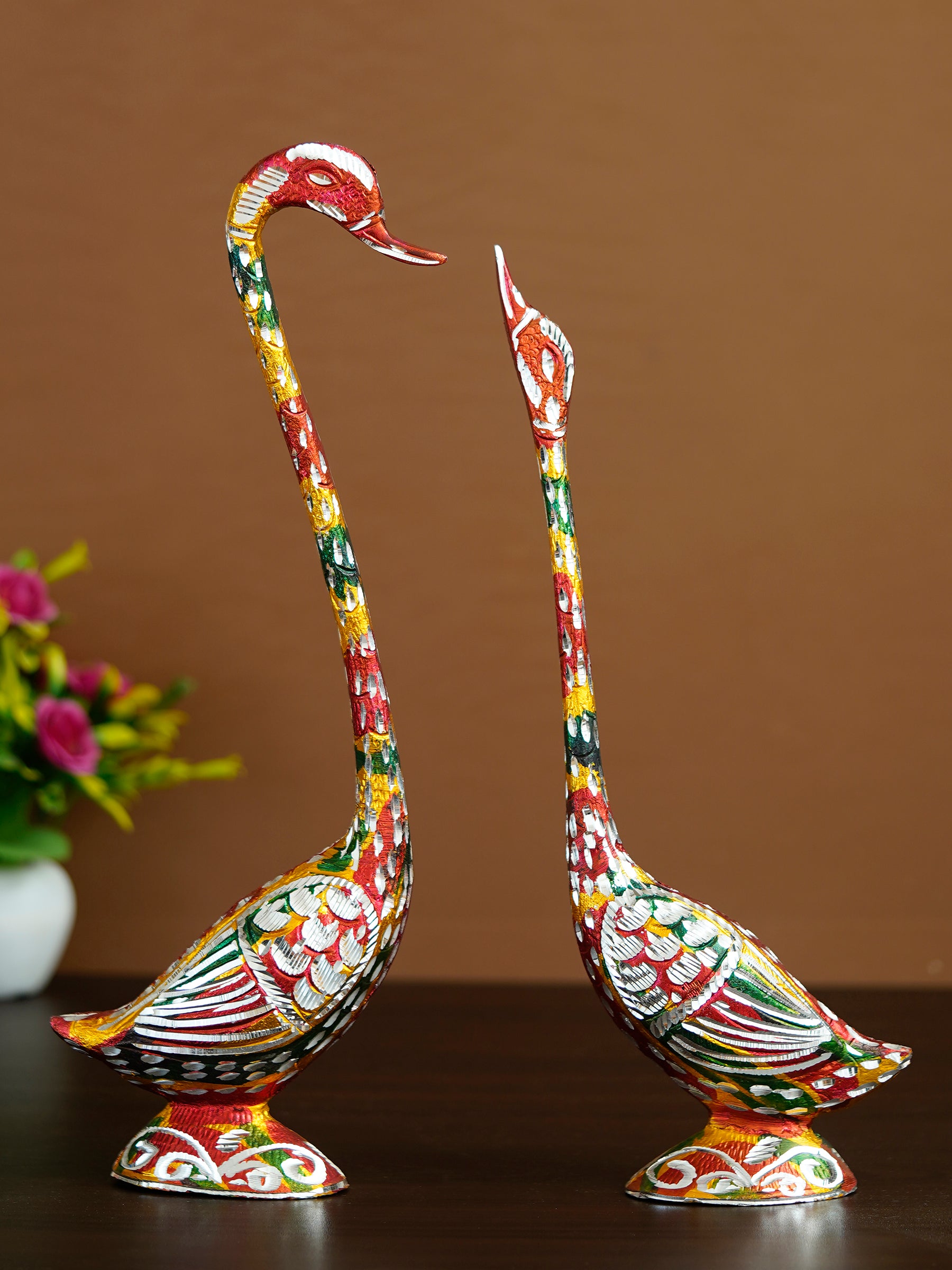 Colorful Metal Kissing Swan Couple Handcrafted Decorative Figurine