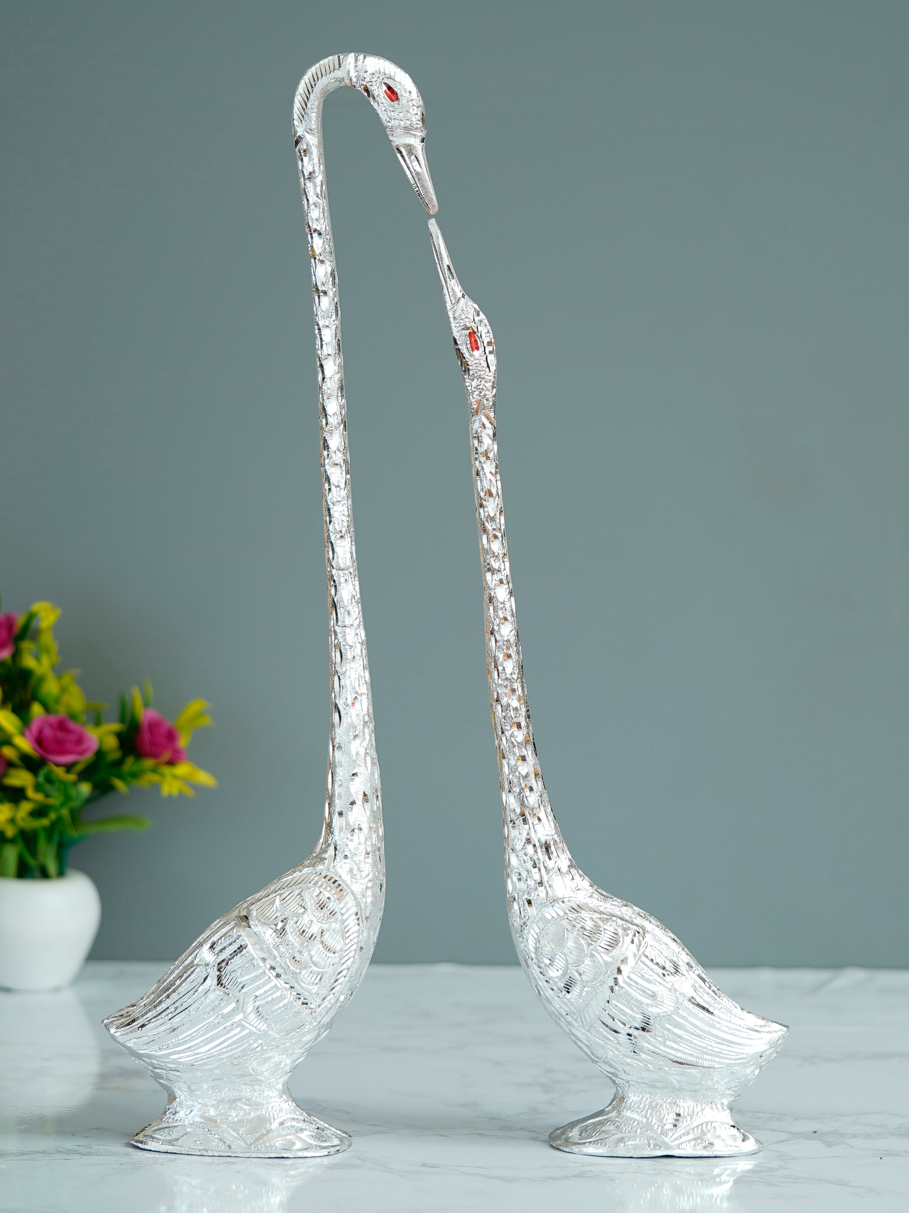 Silver Metal Kissing Swan Couple Handcrafted Decorative showpiece Bird Figurine Set 1