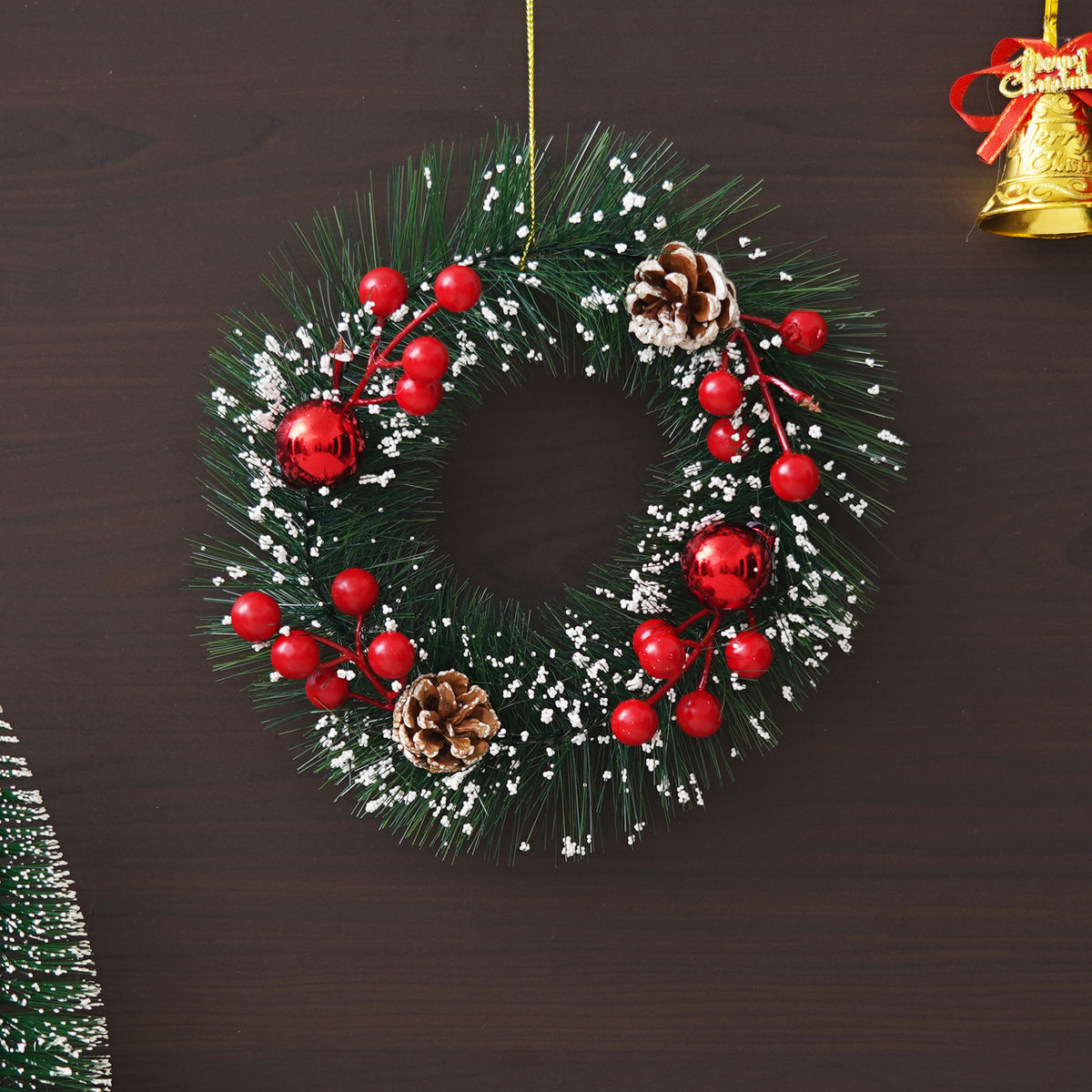 　Decorated Christmas Wreath Buy 24Inch Christmas Wreaths, Christmas Wreaths for Front Door