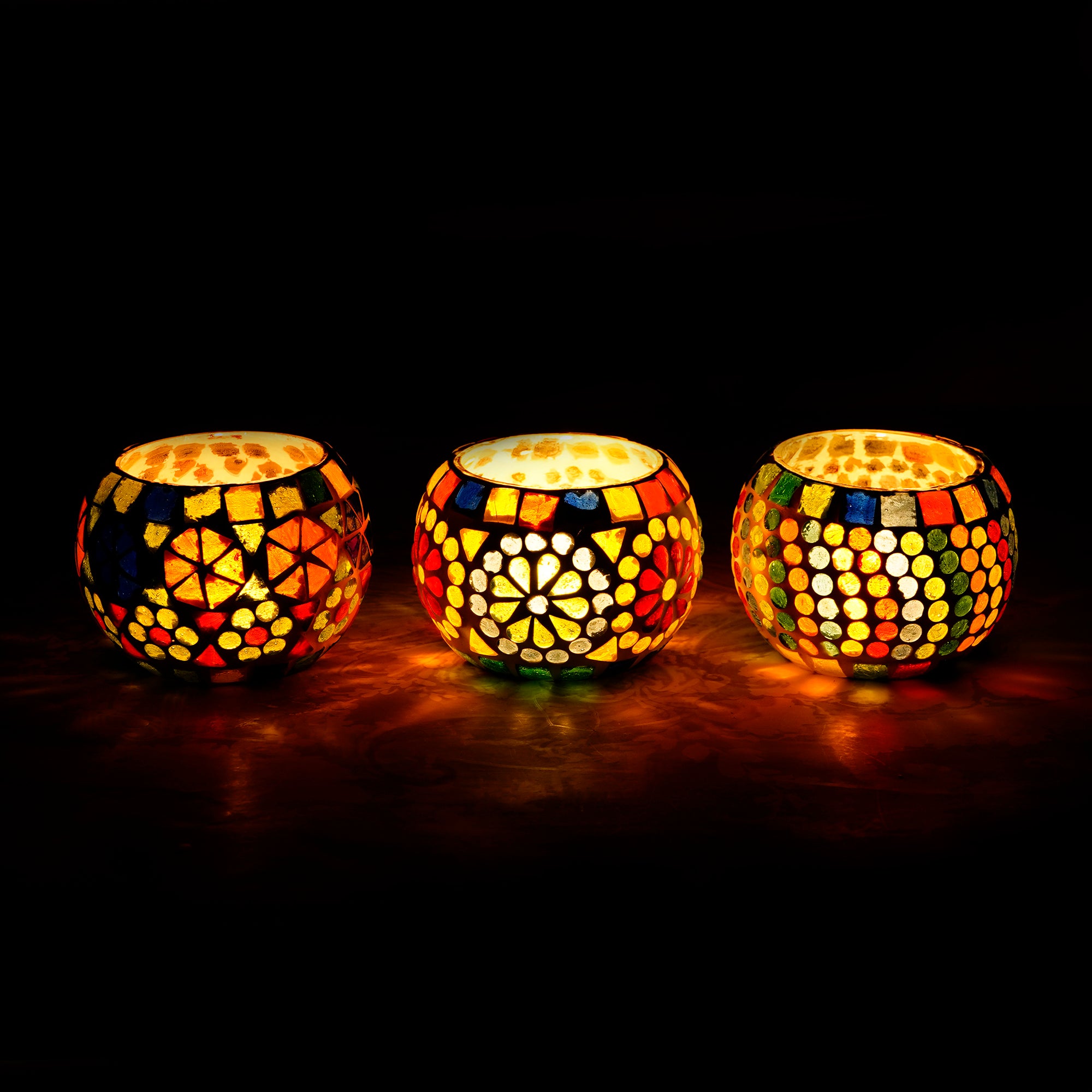 Set of 3 Mosaic Glass Decorative tea light candle holders 1
