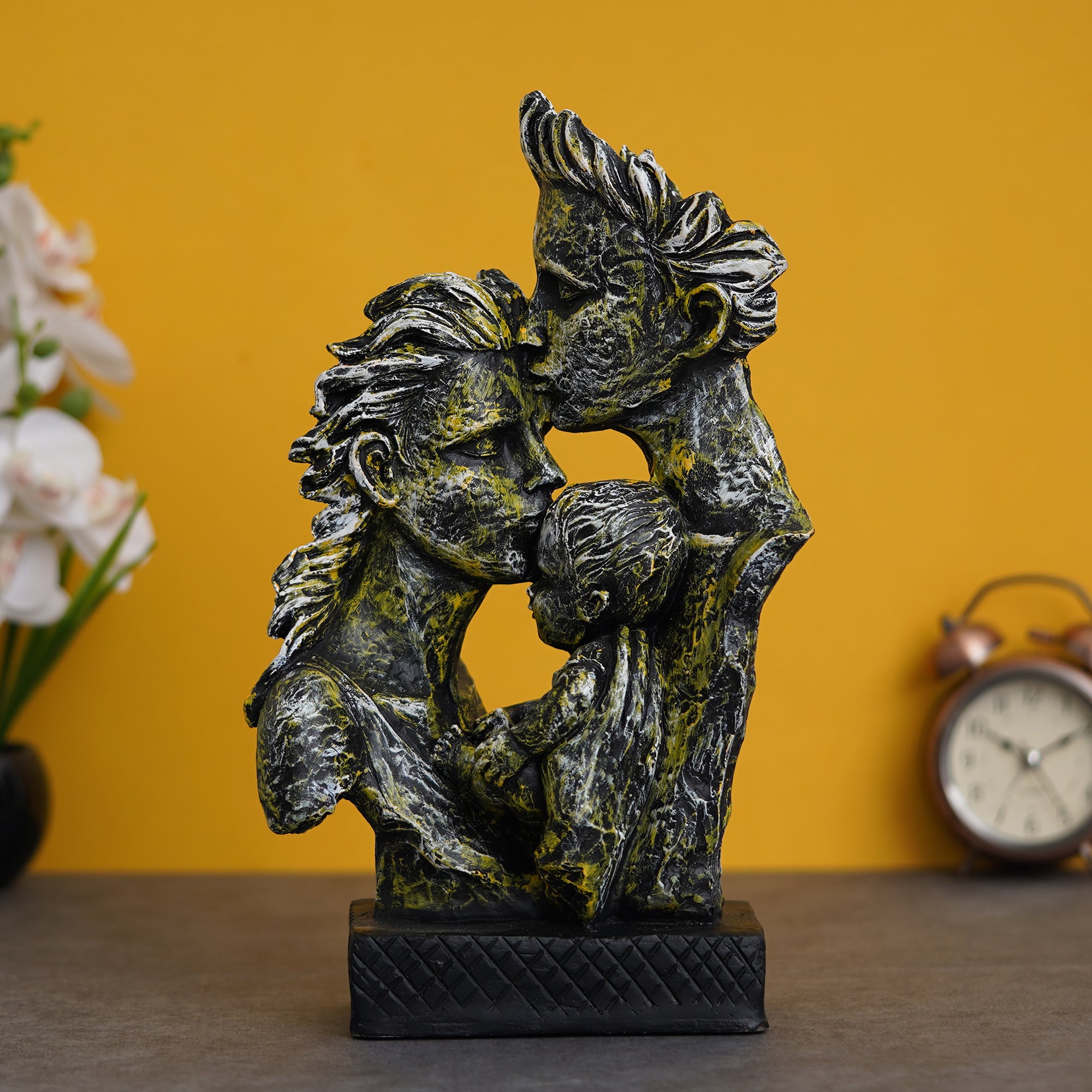 Silver Polyresin Man Kissing Woman Kissing a Child Figurine 7