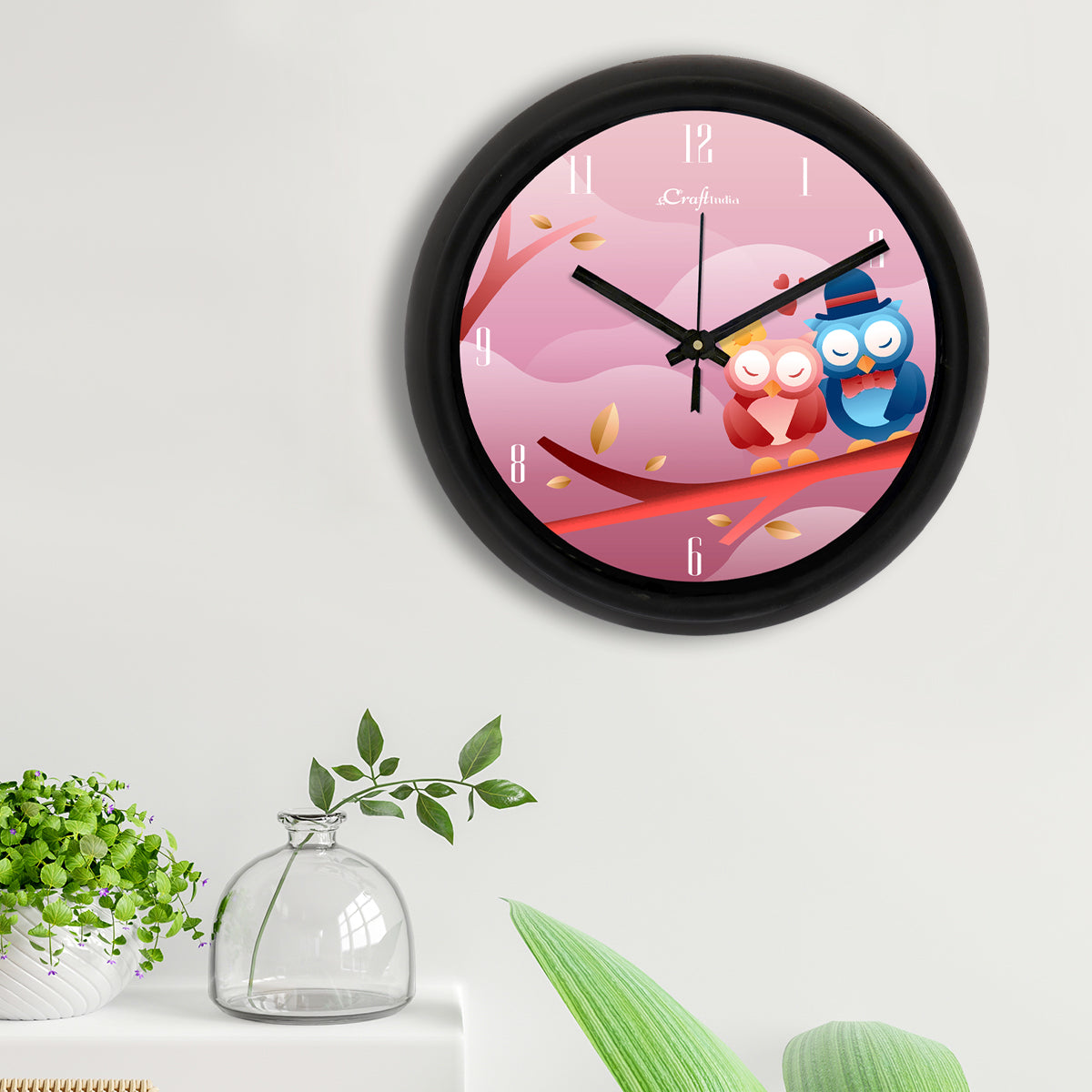 "Owl Couple"Designer Round Analog Black Wall Clock 2