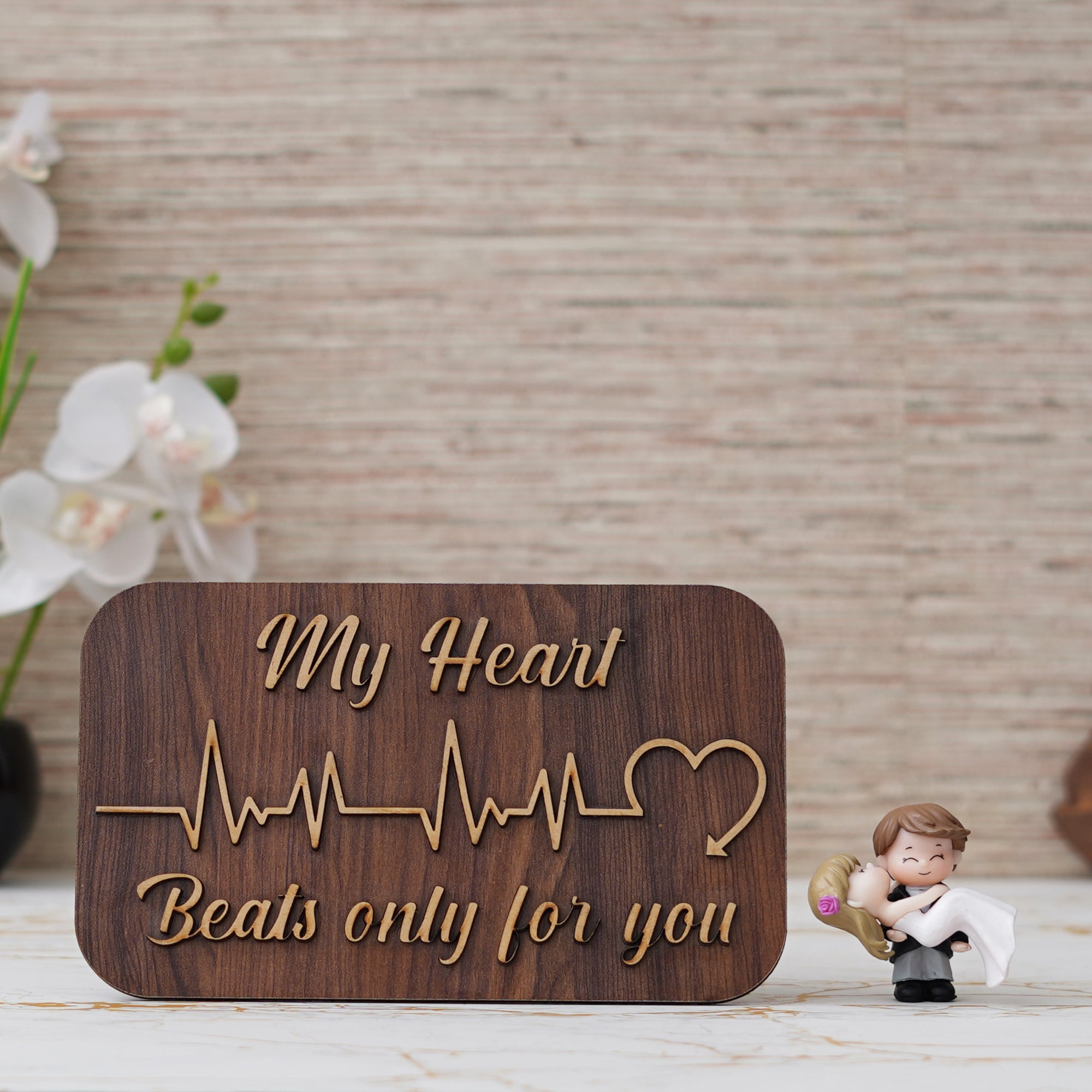 Valentine Combo of "My Heart Beats Only For You" Wooden Showpiece With Stand, Bride Kissing Groom Romantic Polyresin Decorative Showpiece