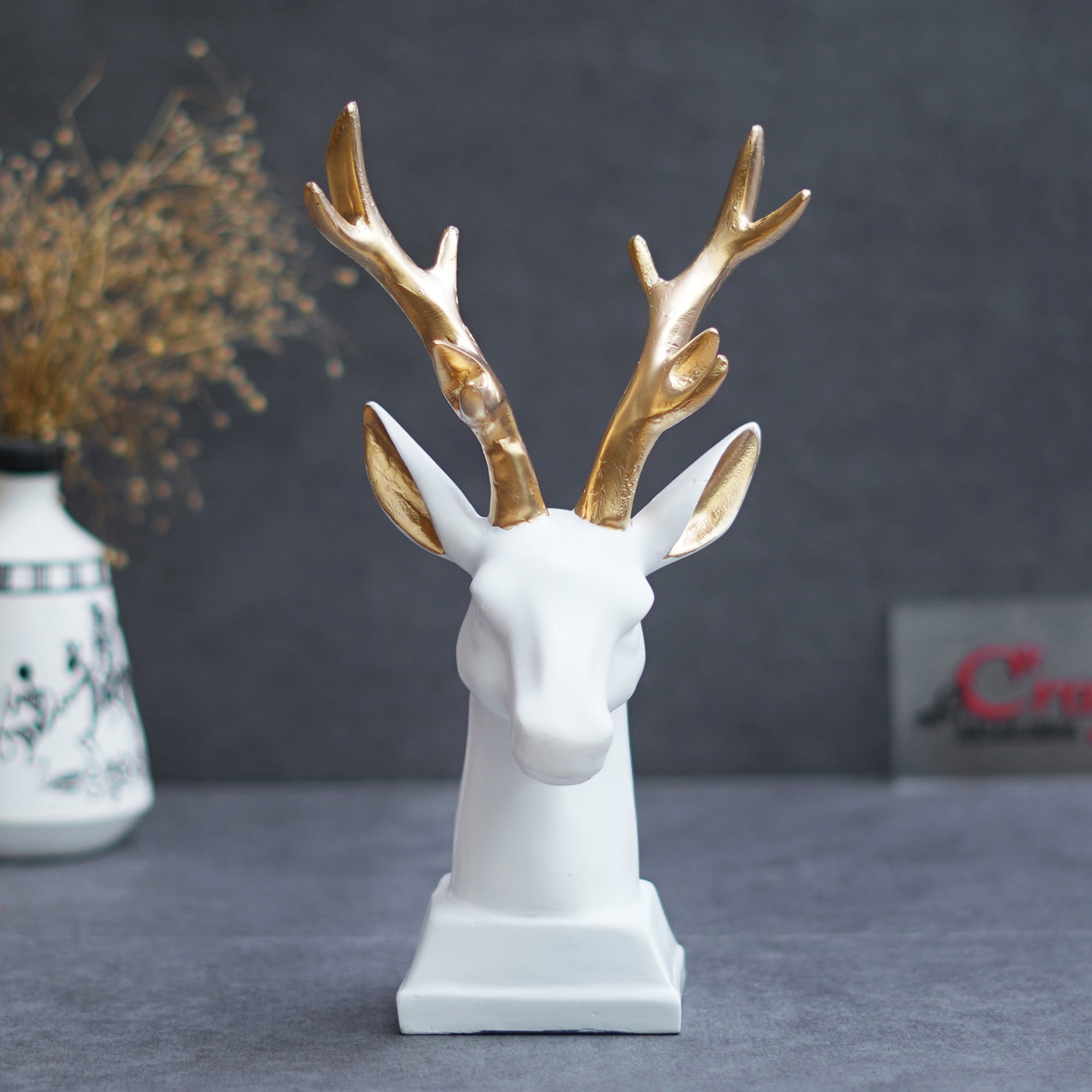 White Polyresin Reindeer Head Statue with Golden Antlers Animal Showpiece 5