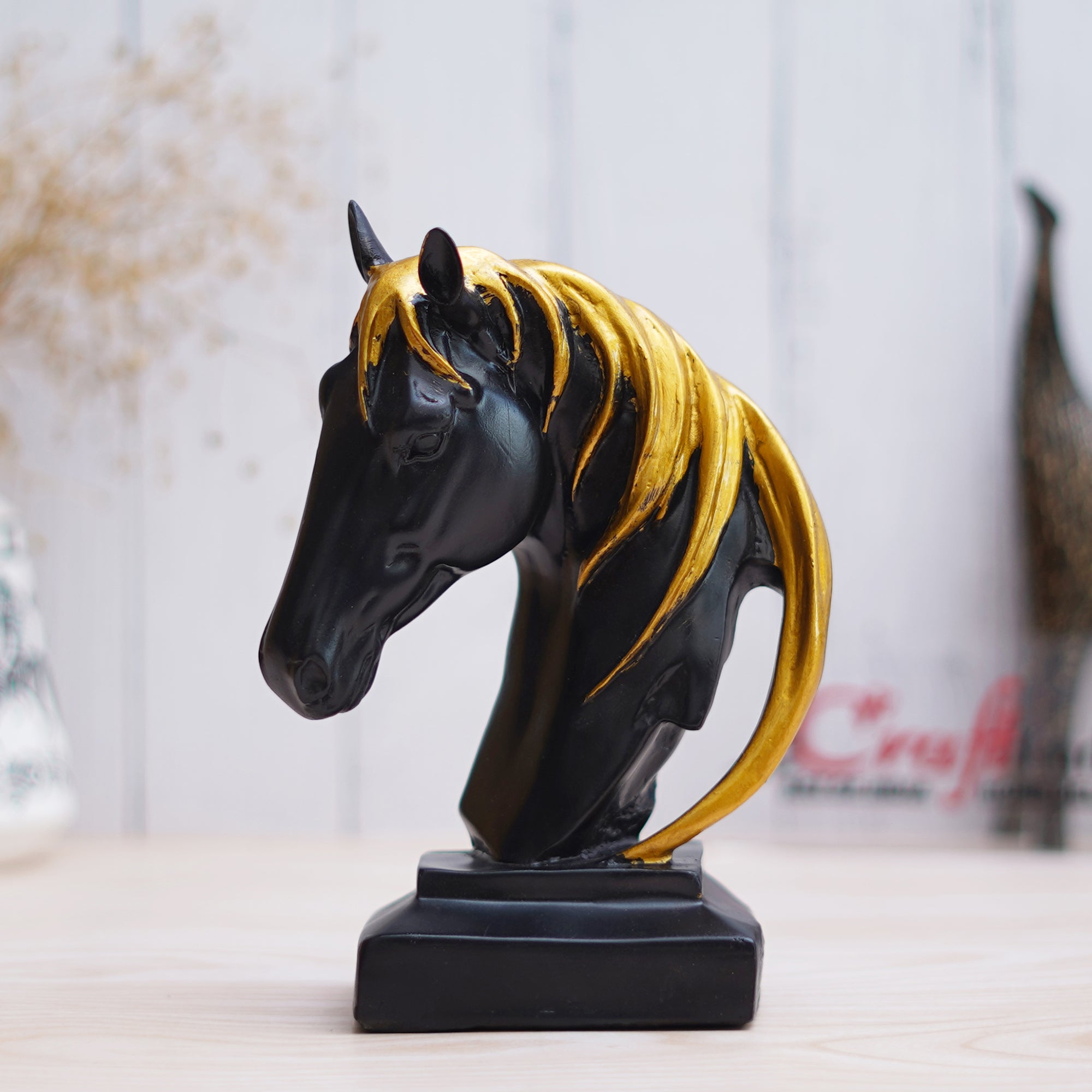 Black Horse Head Statue with Golden Hair Animal Figurine Showpiece 1