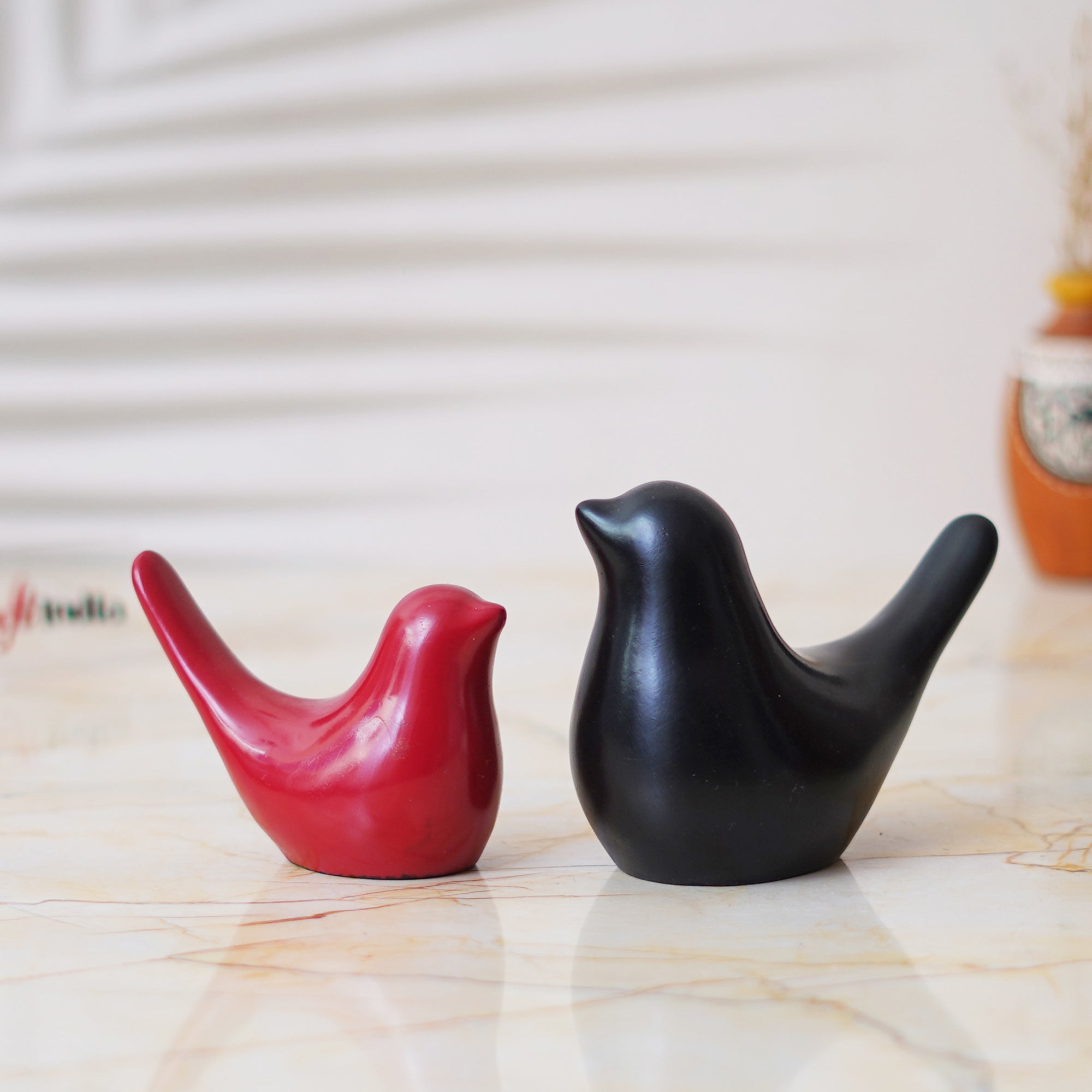 Set of 2 Black & Red Polyresin Cute Dove Bird Statues Bird Figurines 4