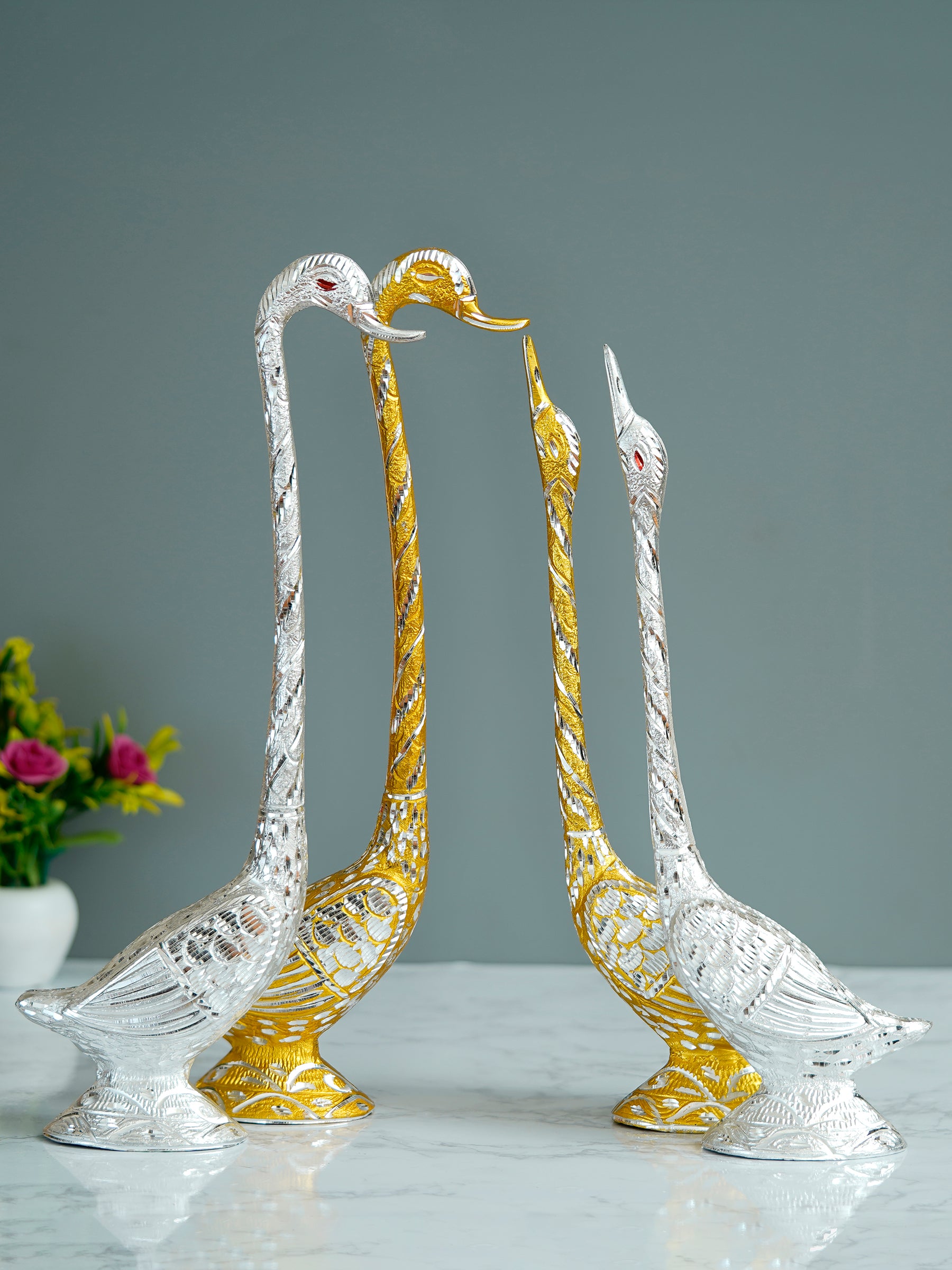 Set of Two 16.5 Inch Silver Kissing Swan Couple Handcrafted Decorative Figurine 1
