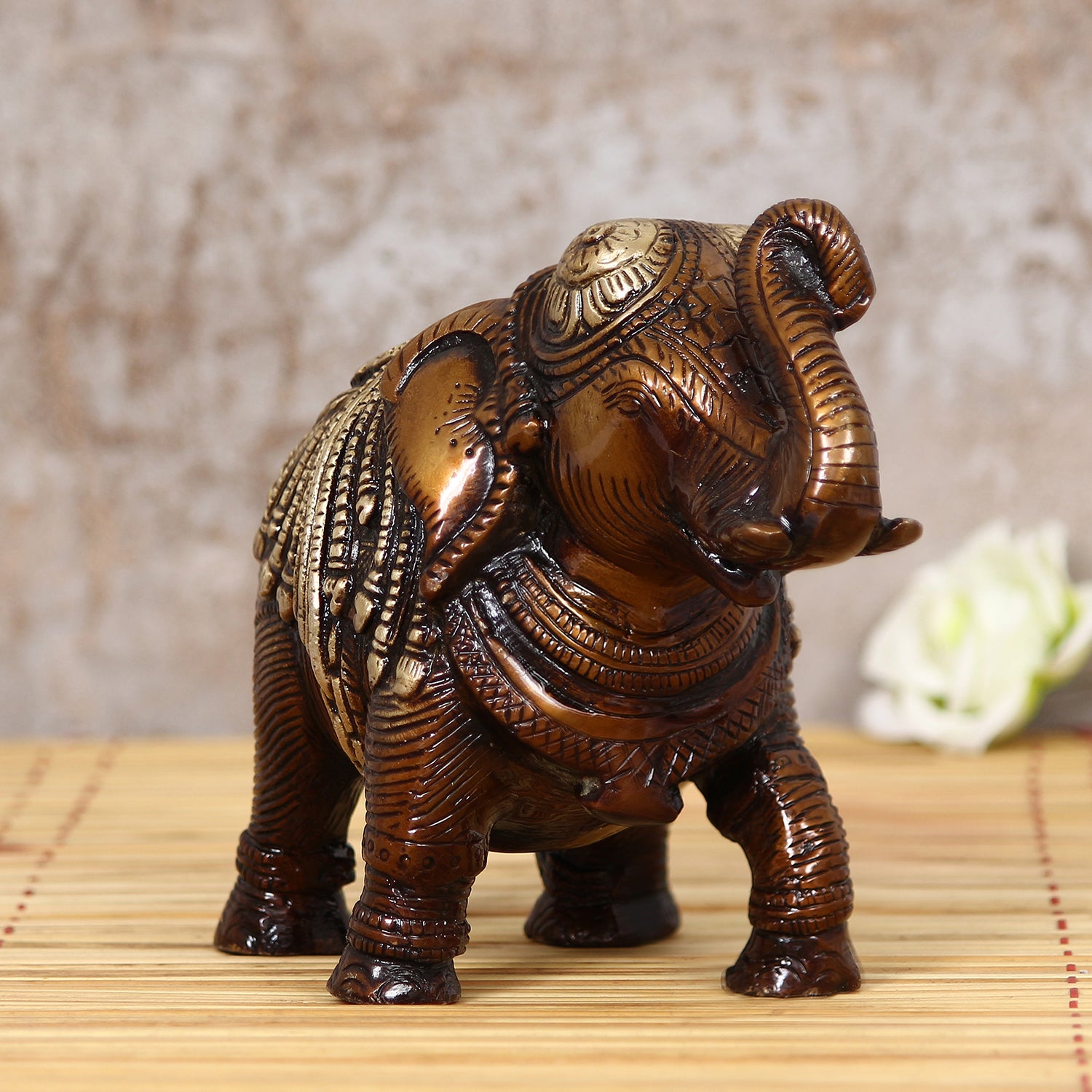 Brown Brass Antique Finish Decorative Elephant statue Animal Figurine 1