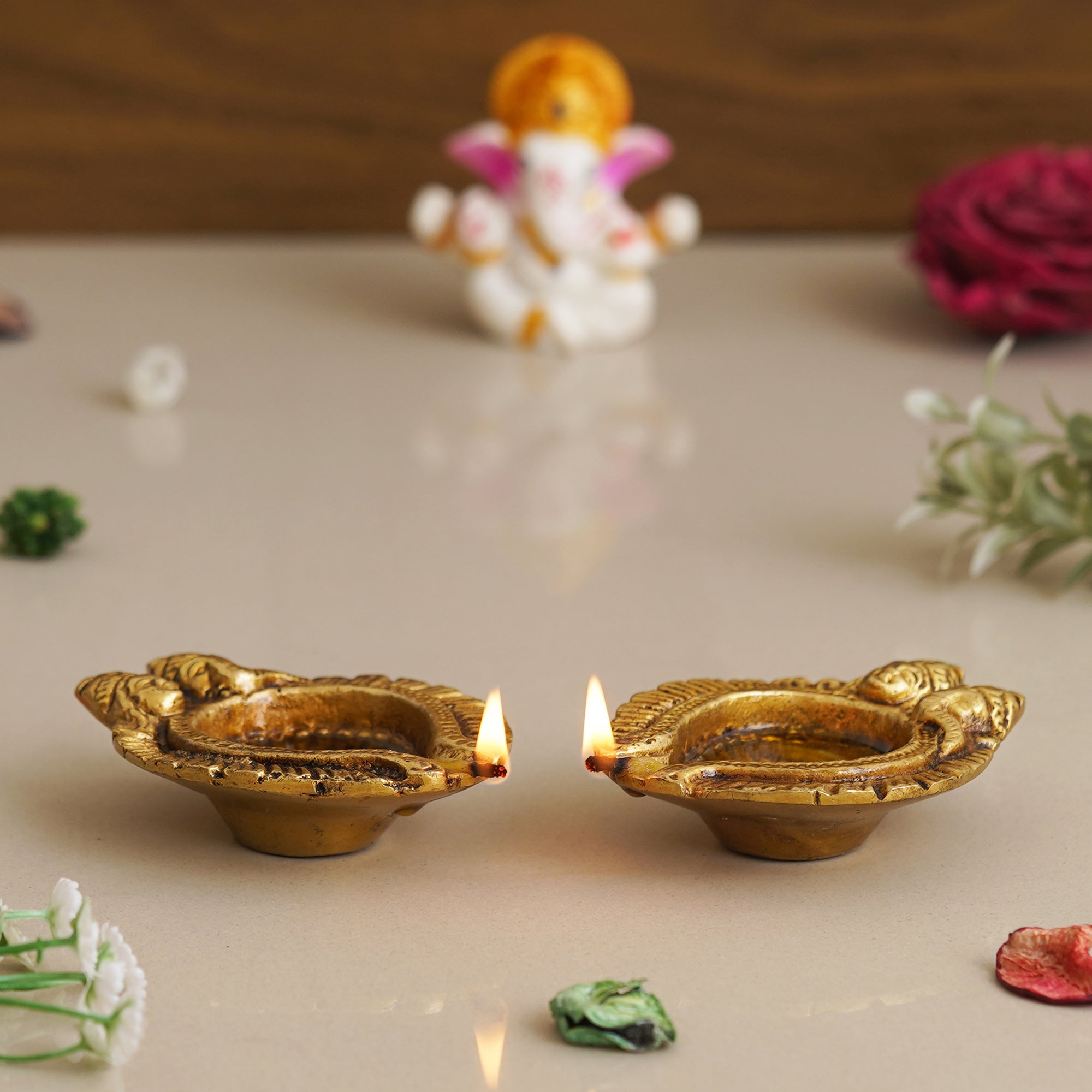 eCraftIndia Set of 2 Golden Handcrafted Goddess Lakshmi and Lord Ganesha Design Auspicious Brass Diyas 4