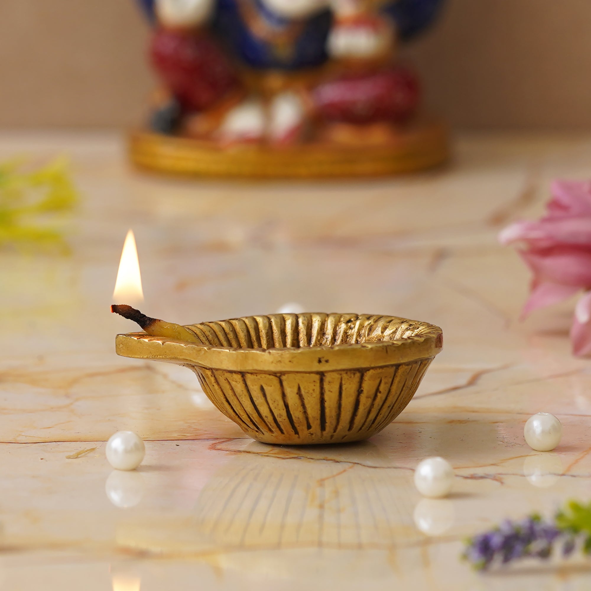 eCraftIndia Set of 1 Golden Decorative Brass Diya 5