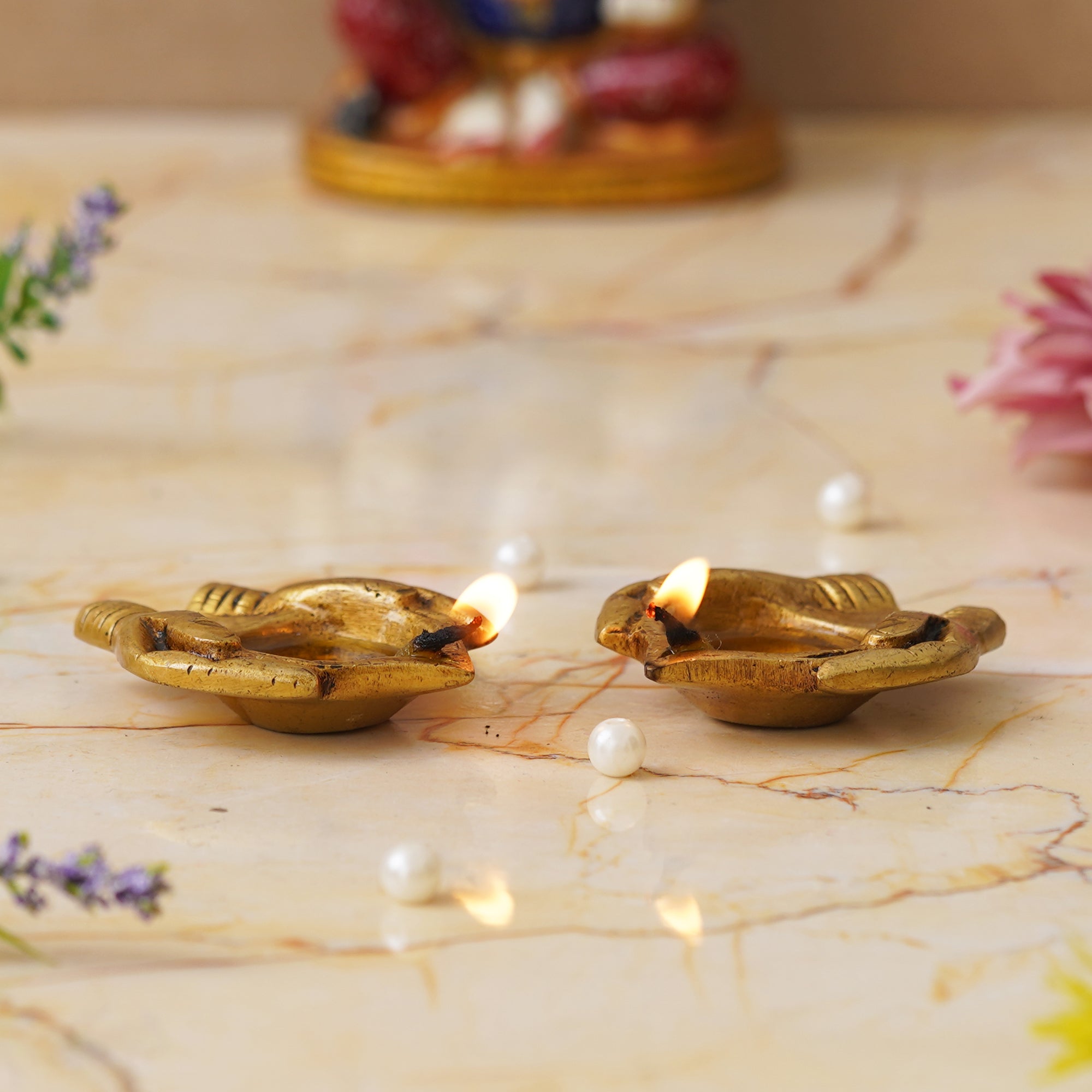 eCraftIndia Set of 2 Lady Hand Holding Ethnic Designer Golden Handcrafted Brass Diyas 4