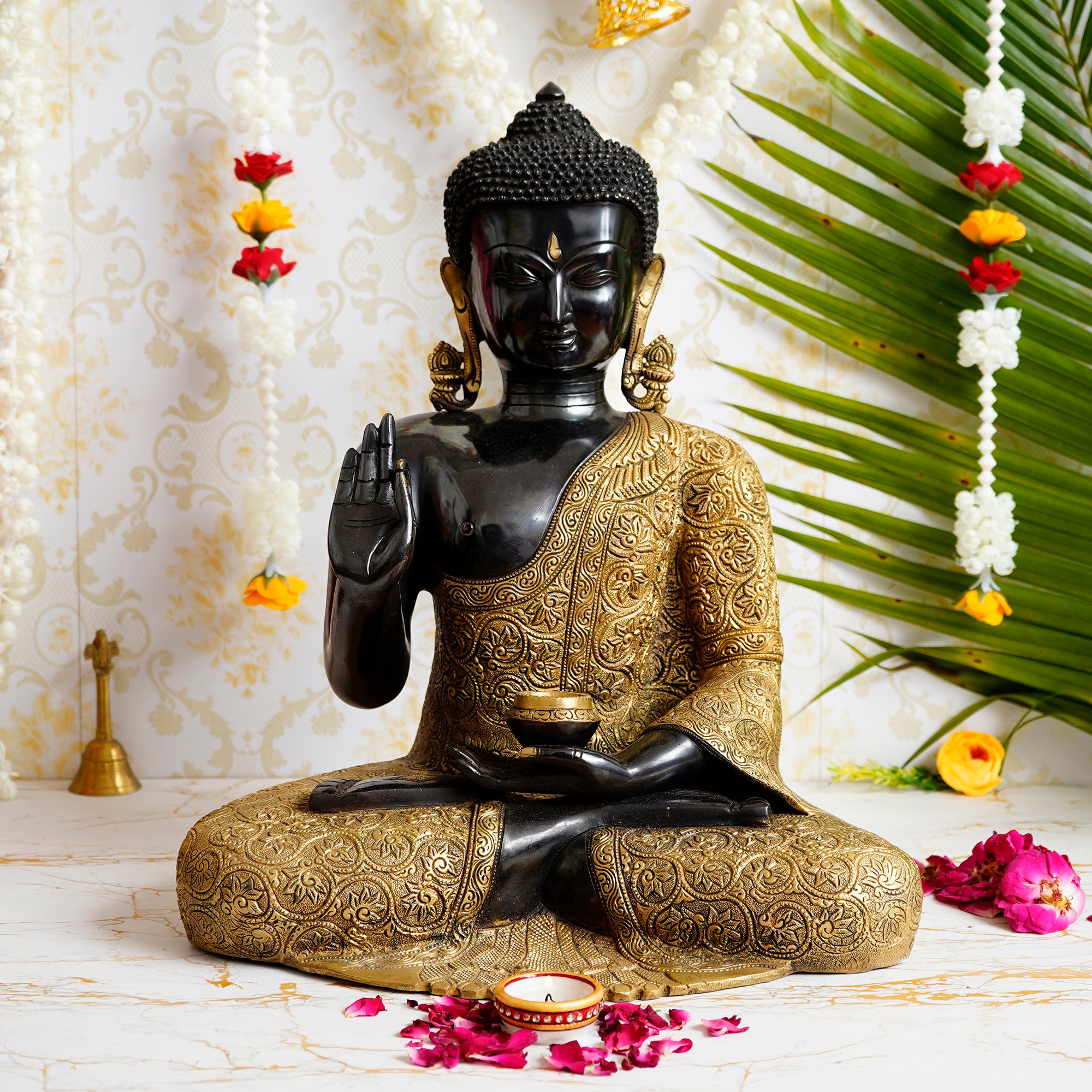 Golden and Black Brass Handcrafted Peaceful Meditating Lord Buddha Statue
