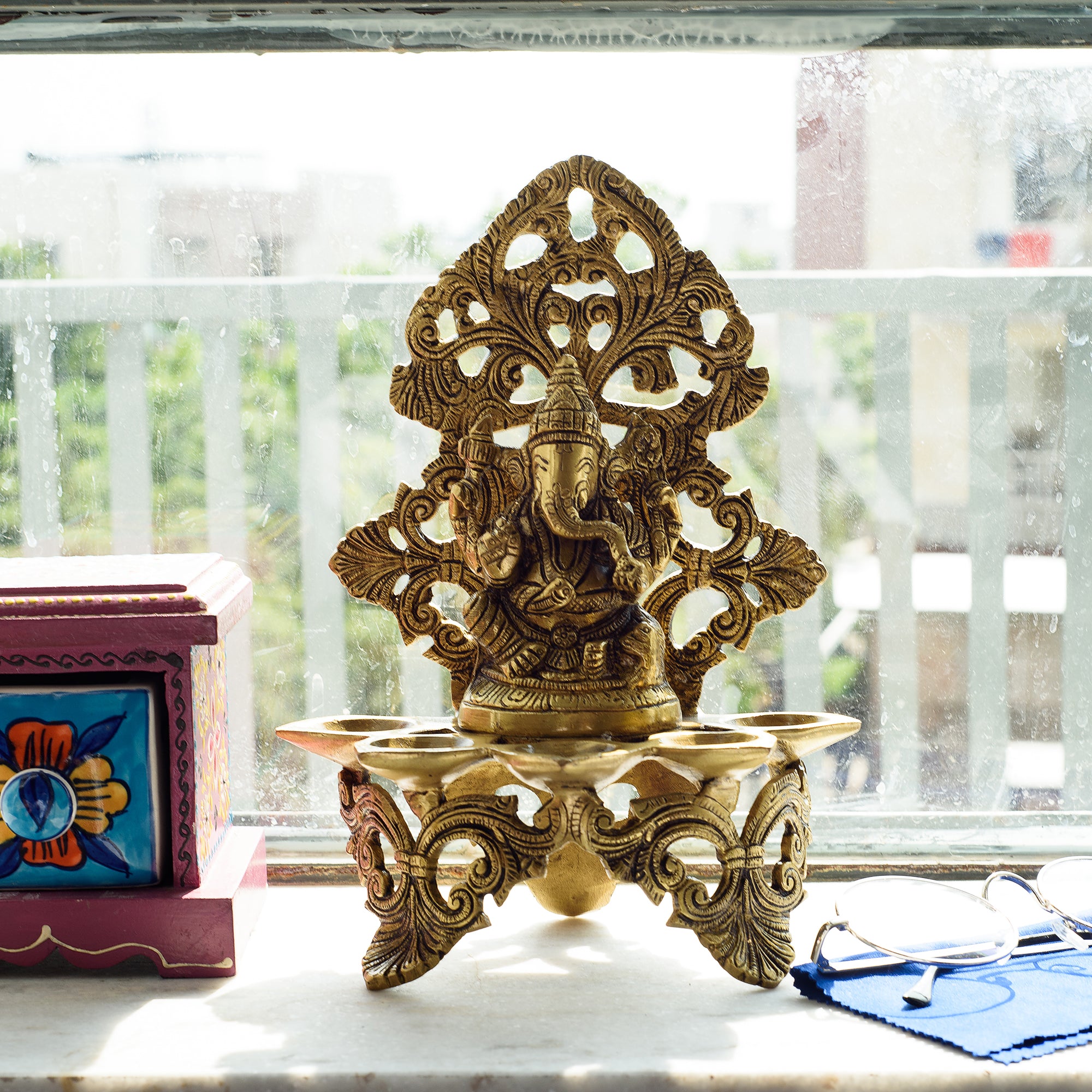 Panchdeep Lord Ganesha Idol On Decorative Carving Brass Diya Stand