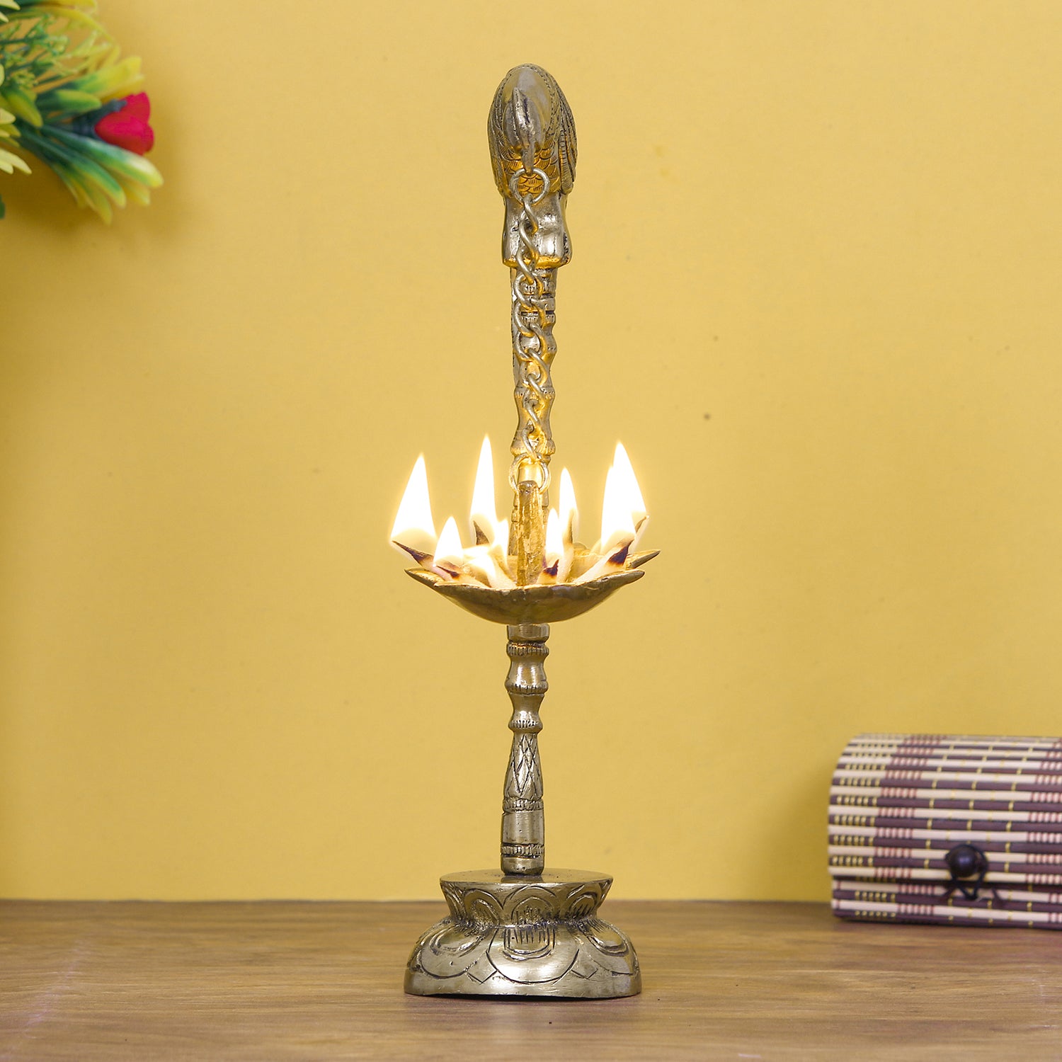 Golden Decorative Handcrafted Parrot Showpiece Brass Diya Stand with 7 wicks 1