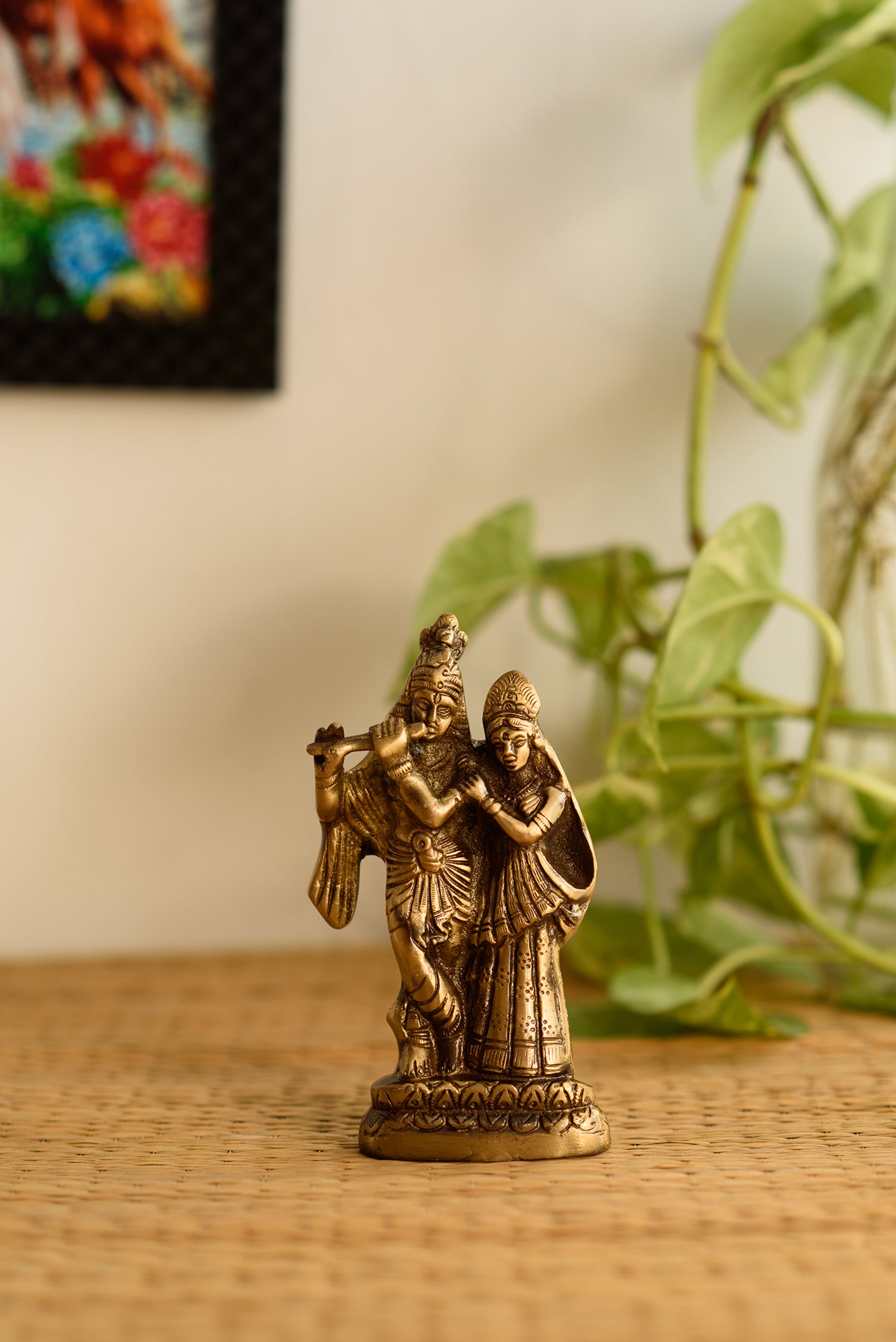 Beautiful Radha Krishna Playing Flute Statue 1