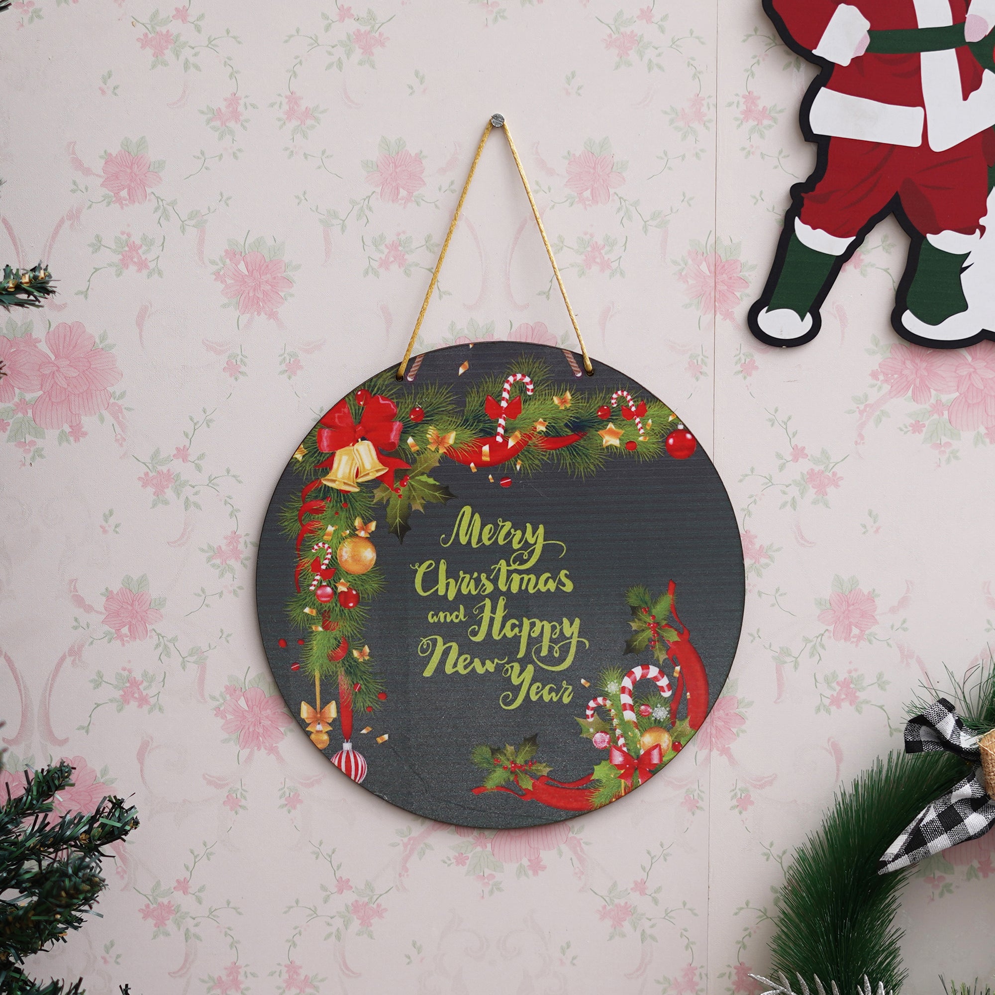 eCraftIndia "Merry Christmas and Happy New Year" Printed Wall/Door Hanging for Home and Christmas Decorations (Green, Red, Golden)