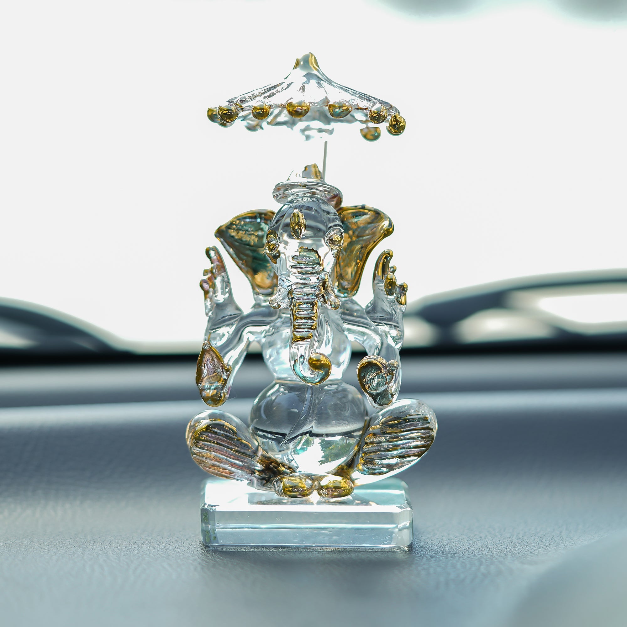 Golden Lord Ganesha with Chatar Crystal Statue for Home and Car Dashboard 4