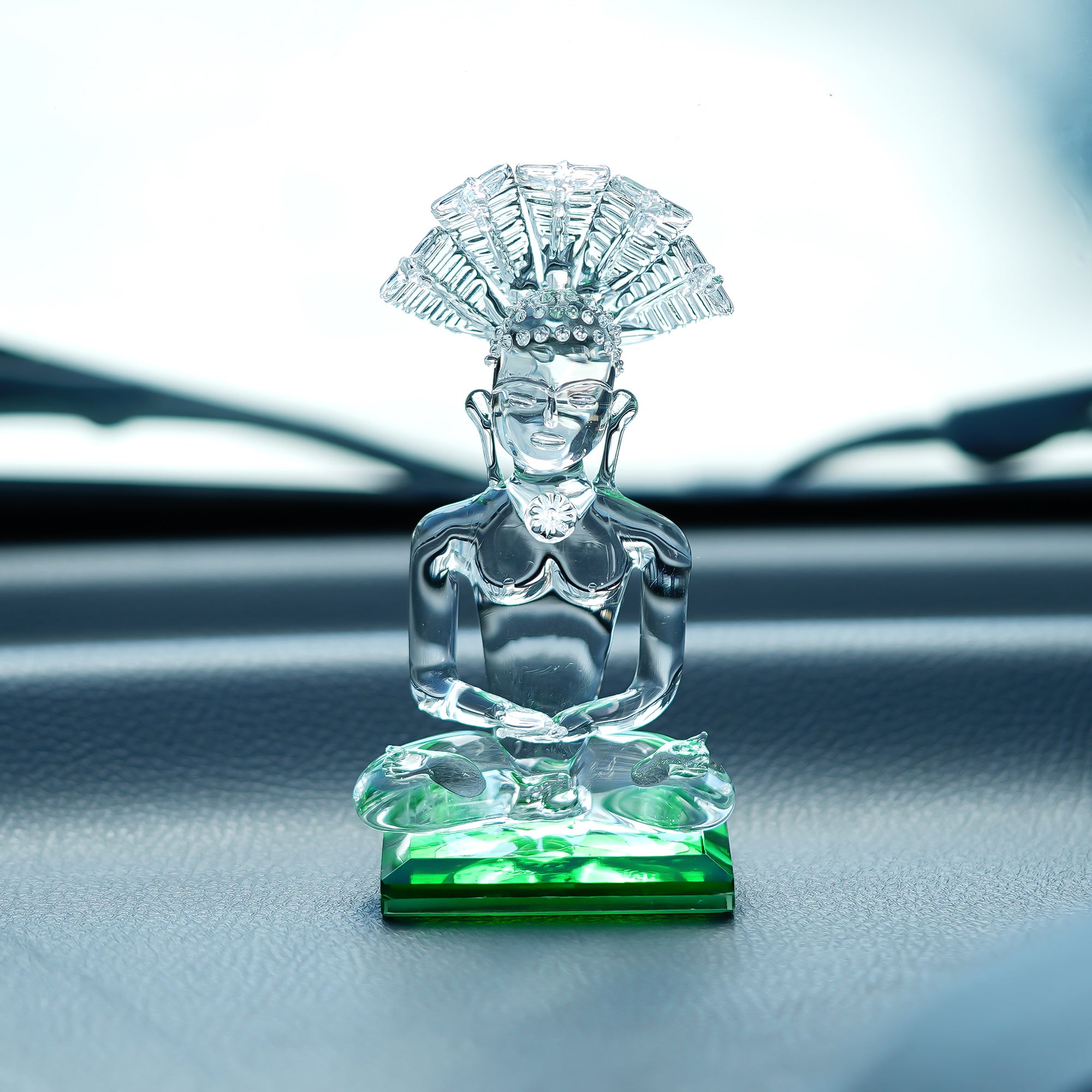 Lord Parshavnath Crystal Statue for Home and Car Dashboard 1