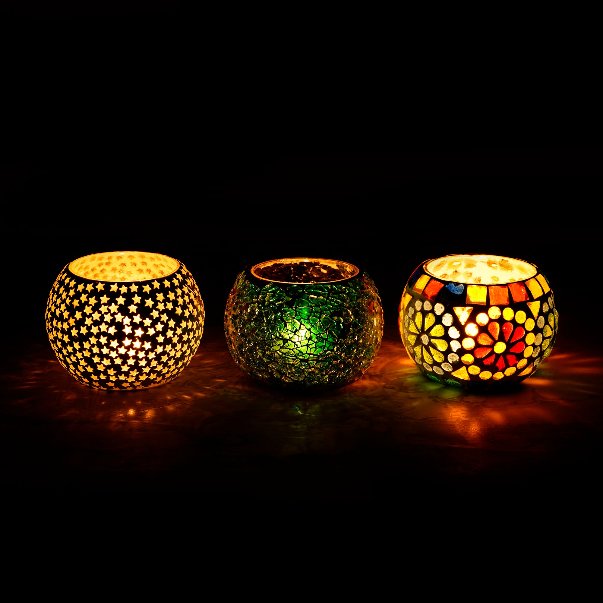 Set of 3 Mosaic Glass Decorative tea light candle holder/Diya 1