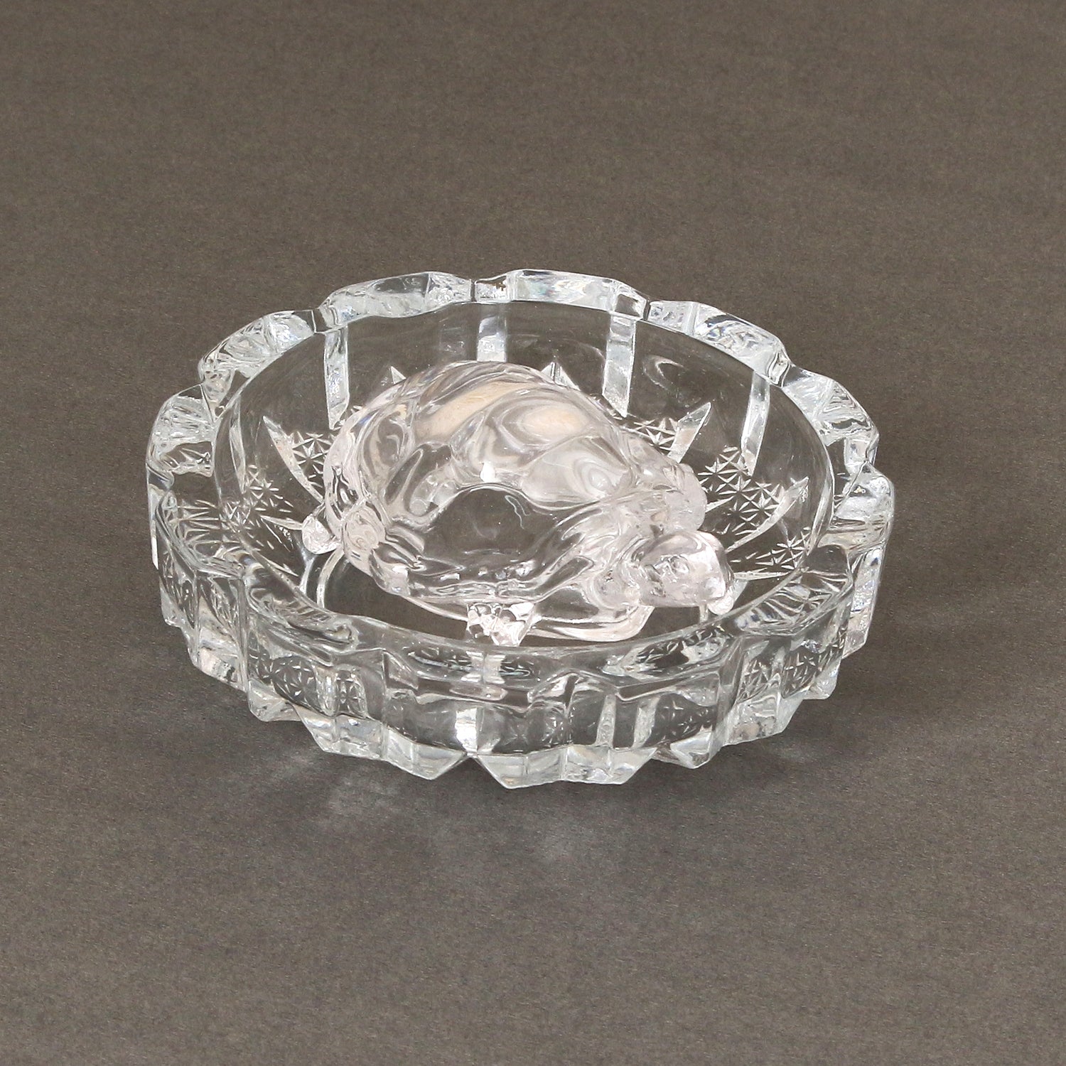 Decorative Feng-Shui White Crystal tortoise statue with Plate for Office Desks and Home 2
