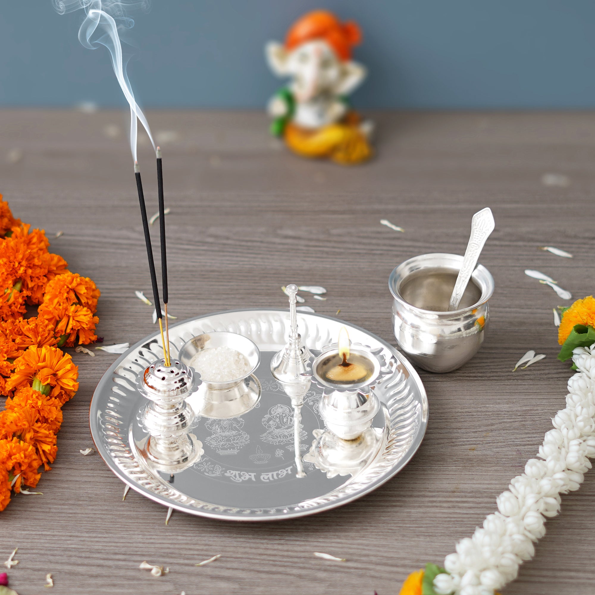 Universal Hub Pooja Thali Set Of 5 Pcs Indian Decorative Puja Items Aarti Plate For Temple, Wedding Home Décor Mandir Brass Tika Thali Diwali Decoration Gifts, Golden Universal Hub Pooja Thali Set Of 5 Pcs Indian Decorative Puja Items Aarti Plate For Temple, Wedding Home Décor Mandir Brass Tika Thali Diwali Decoration Gifts, Golden