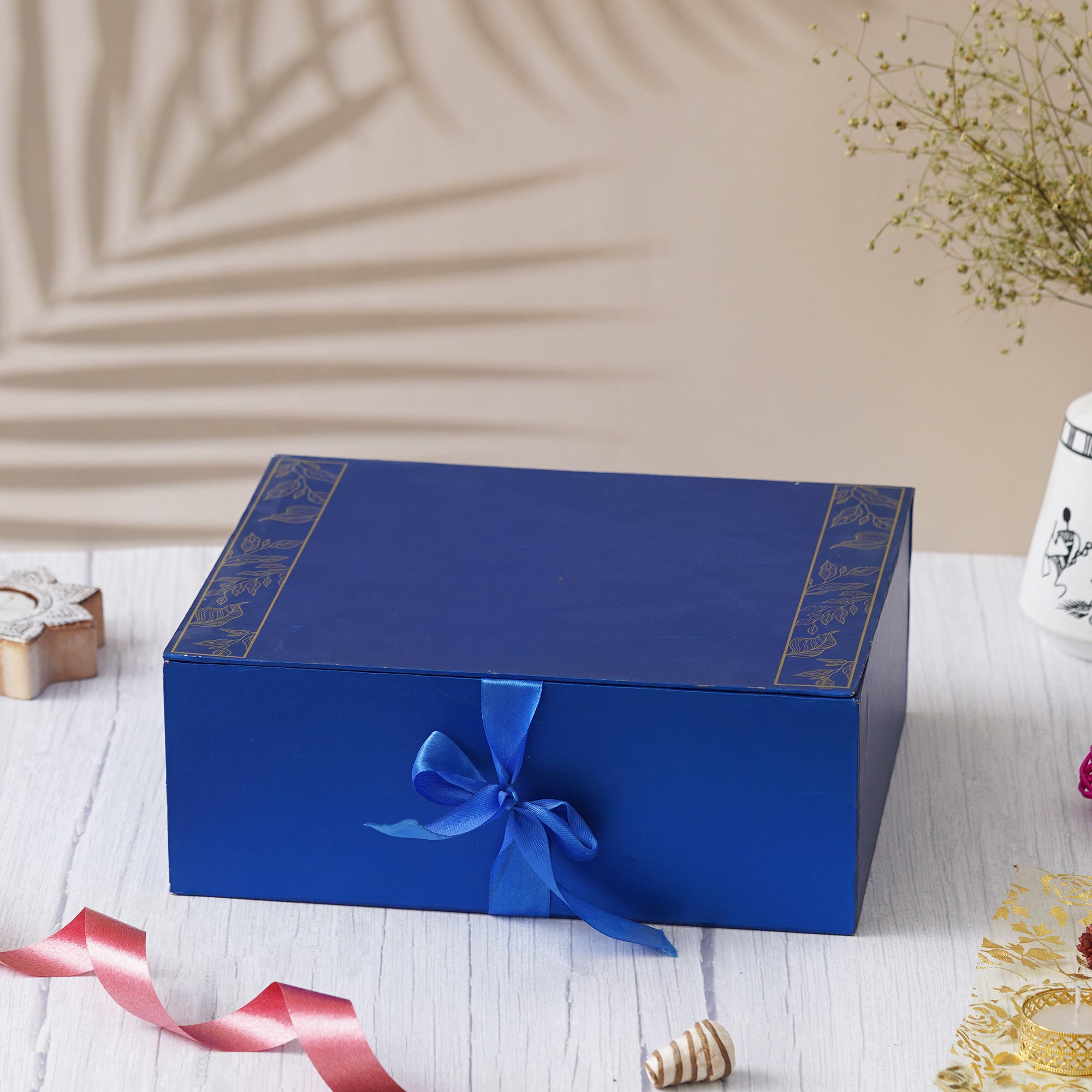 eCraftIndia Exotic Gourmet Gift Box - Set of 3 Jars of fruits balls, Cashews, Mix Seeds , 4 Jars of Milkey Supari, Nazarana Mix, Special Mix, Sugar Coated Saunf Mukhwas 1