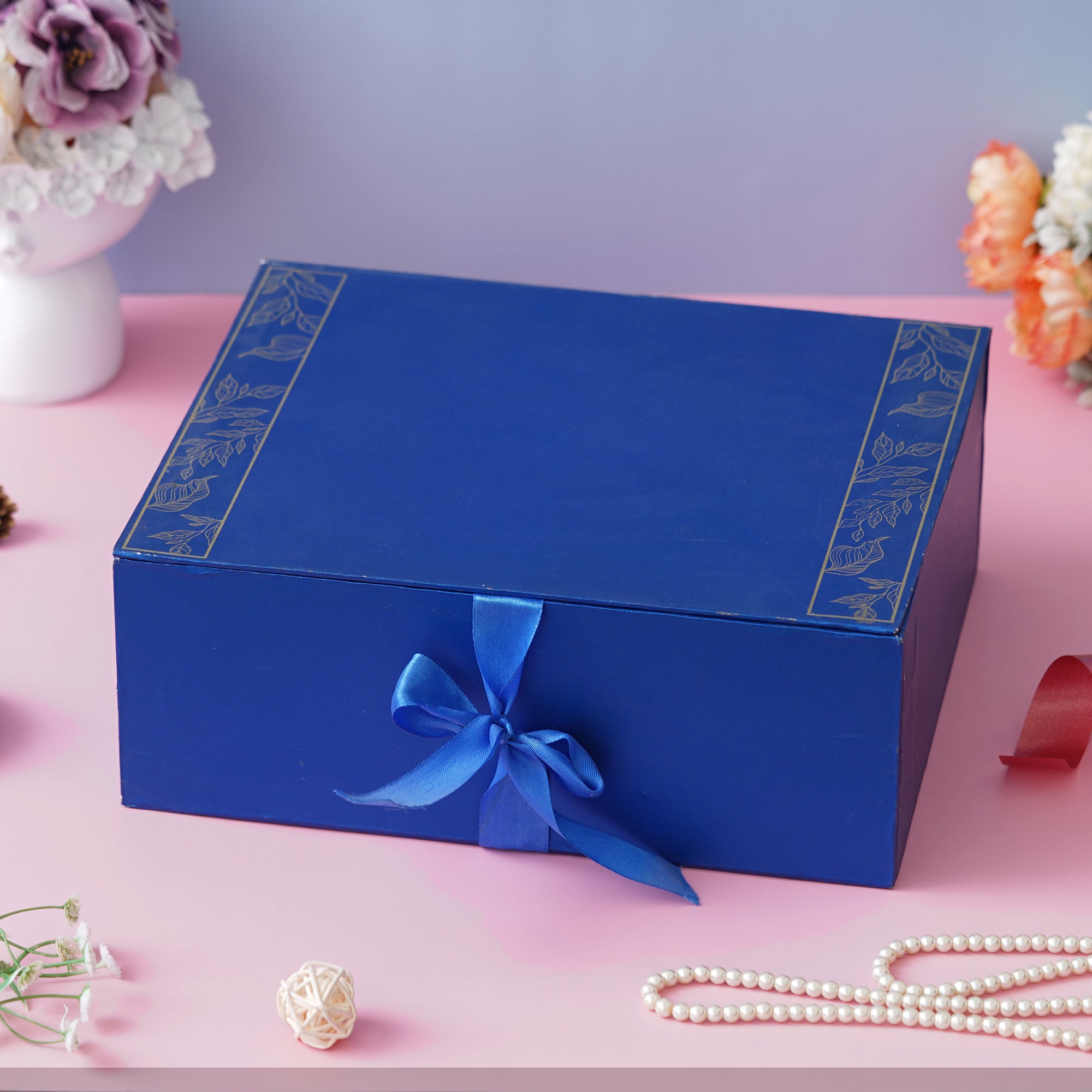 eCraftIndia Exotic Gourmet Gift Box - Set of 3 Jars of fruits balls, Cashews, Mix Seeds , 4 Jars of Milkey Supari, Nazarana Mix, Special Mix, Sugar Coated Saunf Mukhwas 5