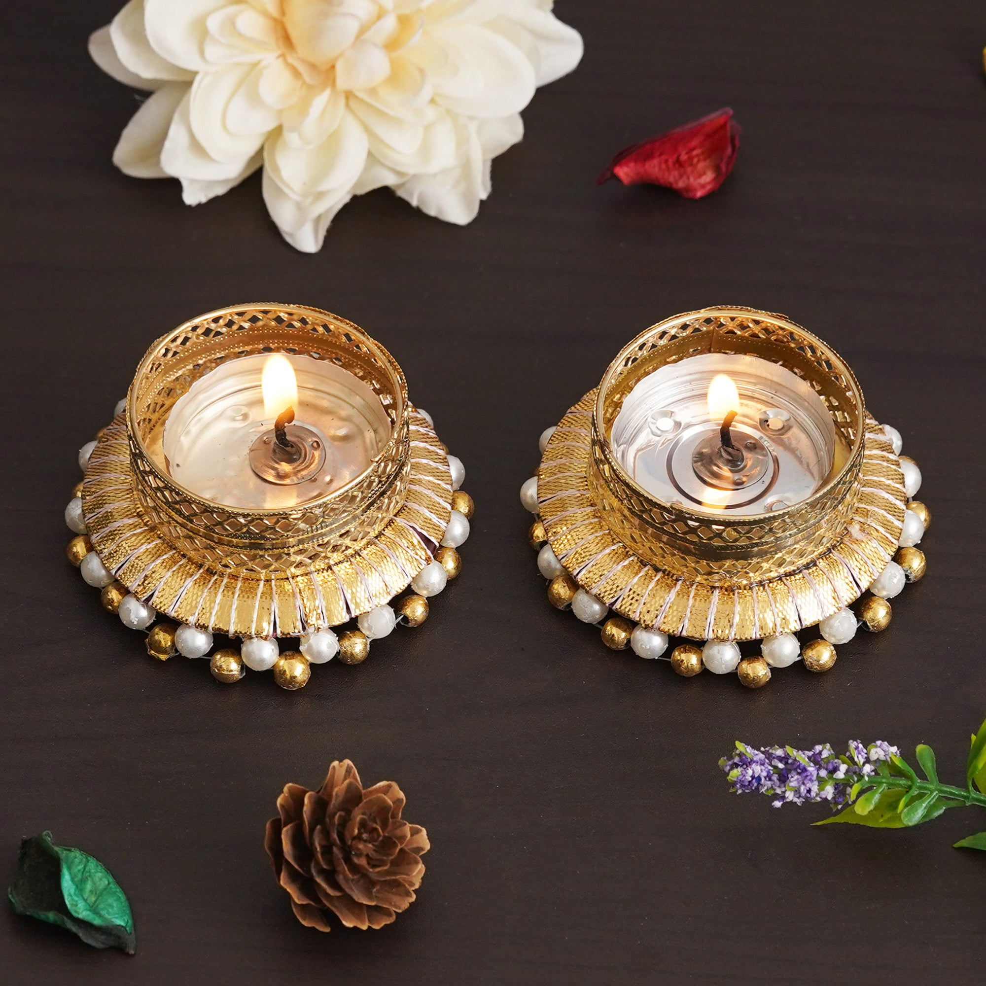 eCraftIndia Set of 2 Golden & White Round Shaped Beaded Decorative Tea Light Candle Holders 4