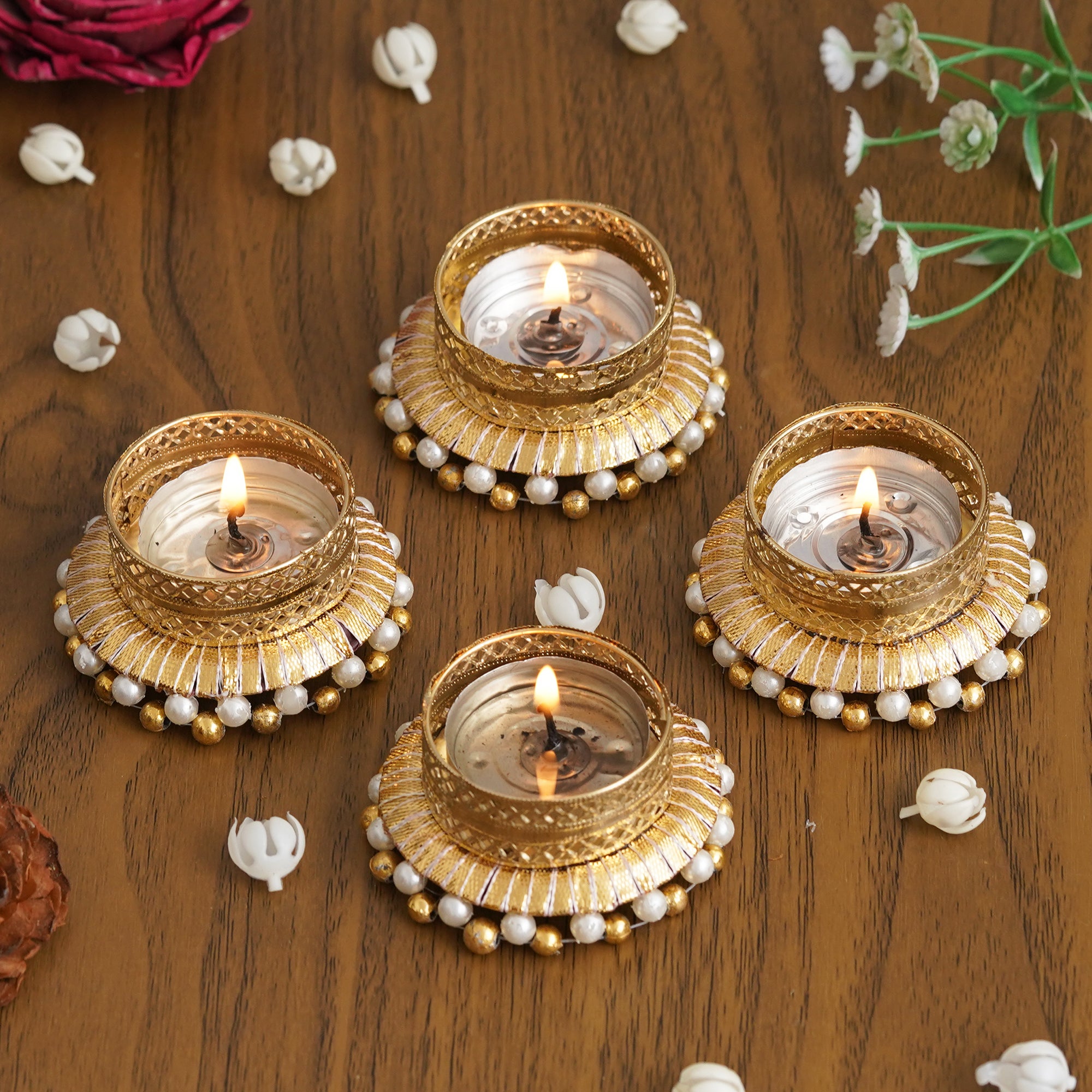 eCraftIndia Set of 4 Golden & White Round Shaped Beaded Decorative Tea Light Candle Holders 1