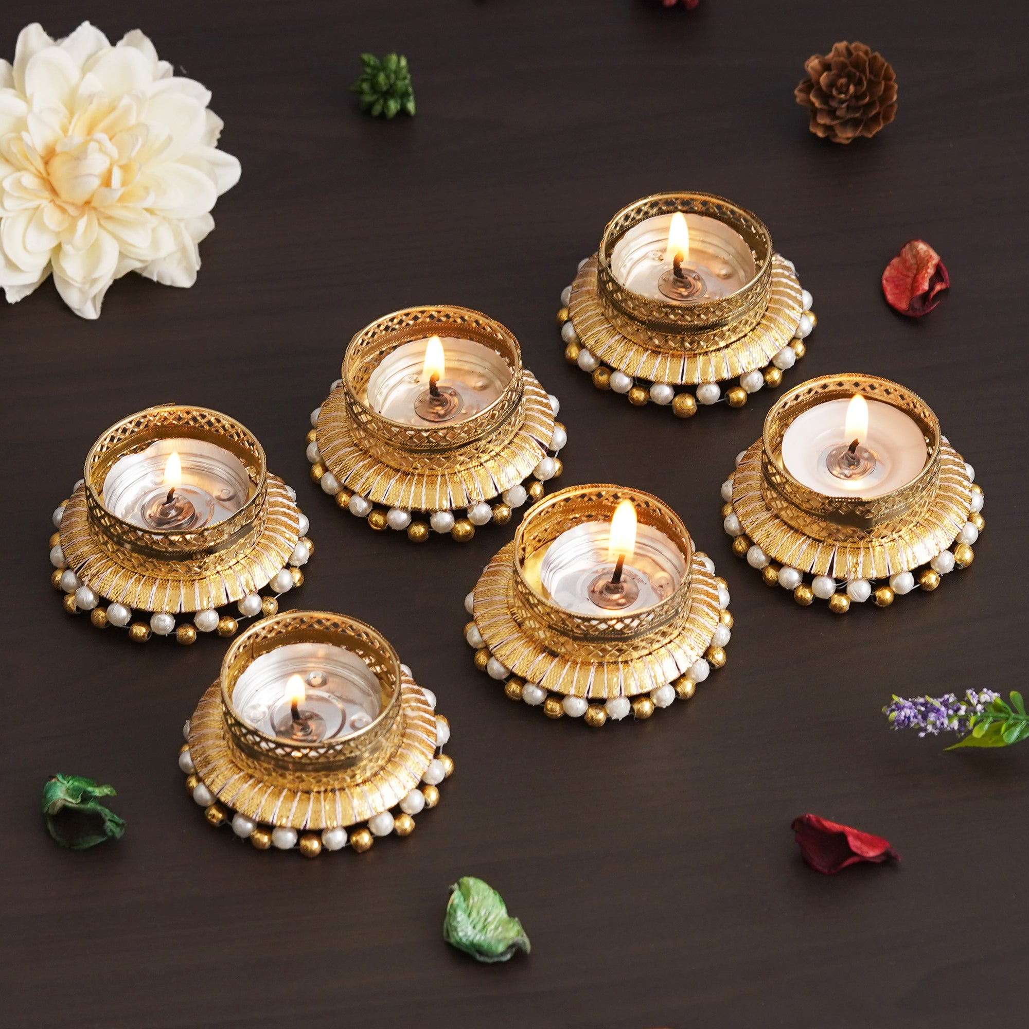 eCraftIndia Set of 6 Golden & White Round Shaped Beaded Decorative Tea Light Candle Holders
