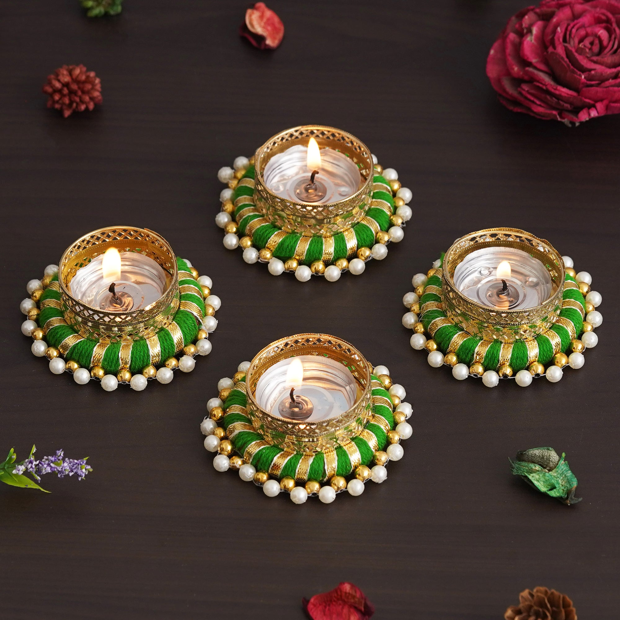 eCraftIndia Set of 4 Green & Golden Round Shaped Beaded Decorative Tea Light Candle Holders