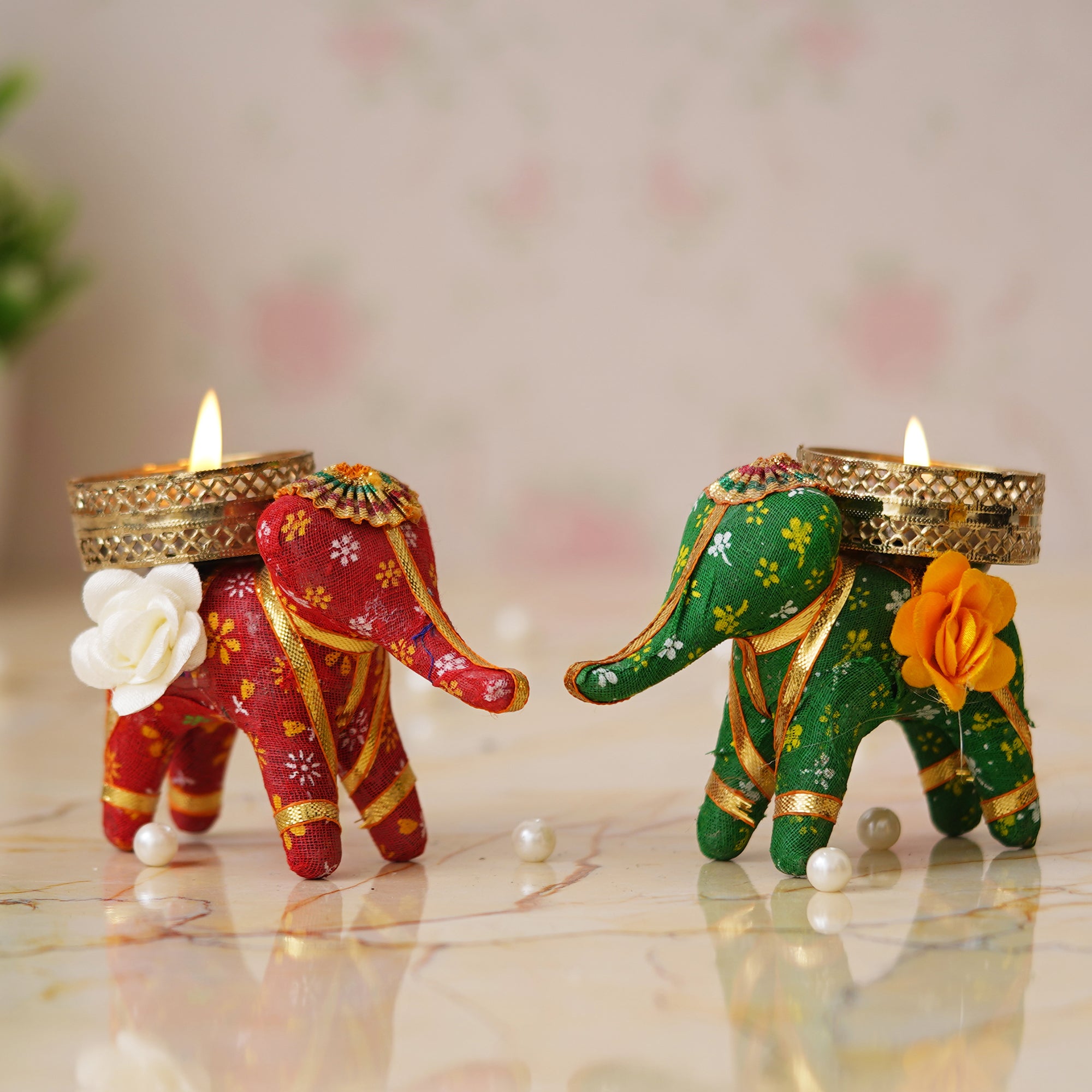 eCraftIndia Red and Green Elephant Decorative Tea Light Candle Holders (Set of 2)