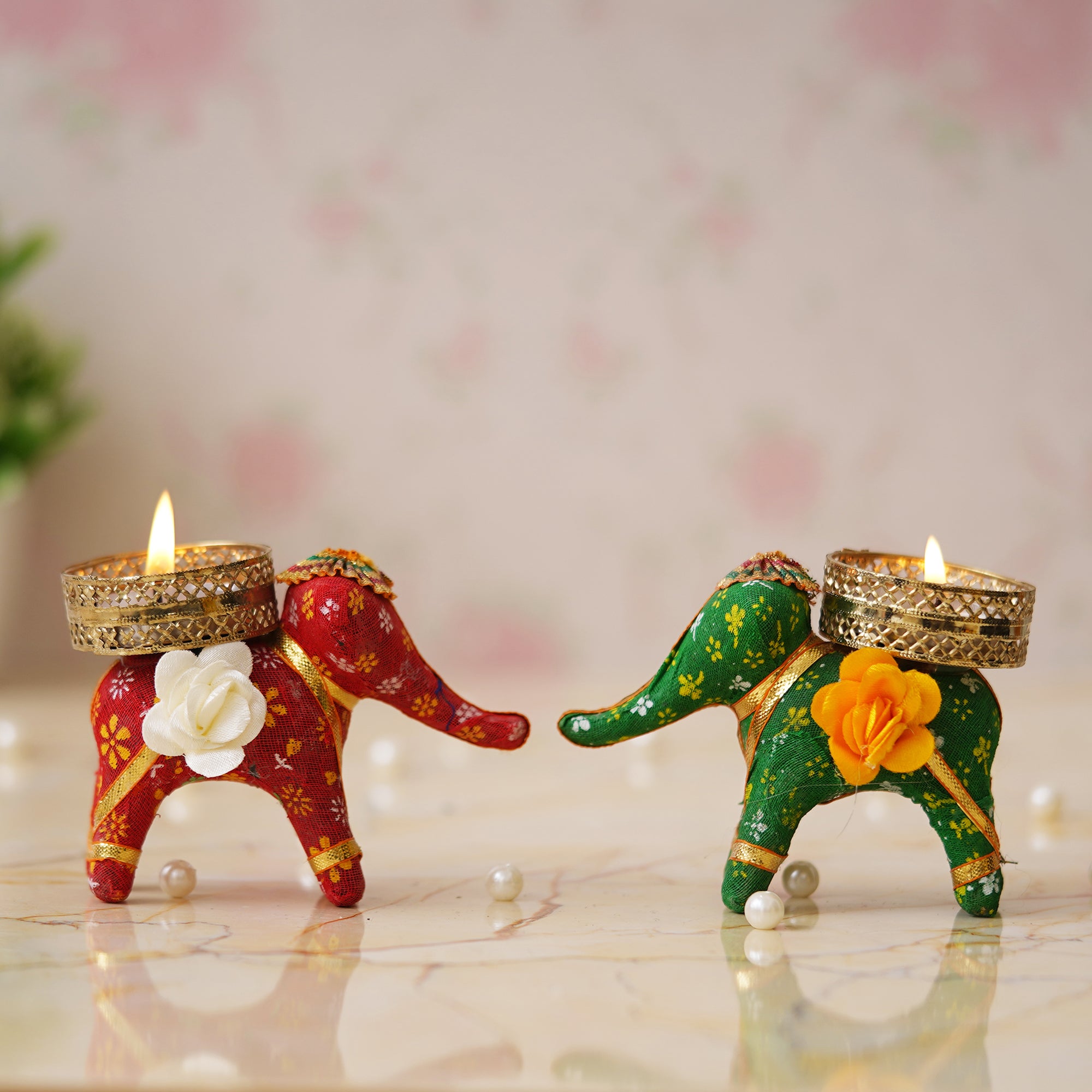 eCraftIndia Red and Green Elephant Decorative Tea Light Candle Holders (Set of 2) 1