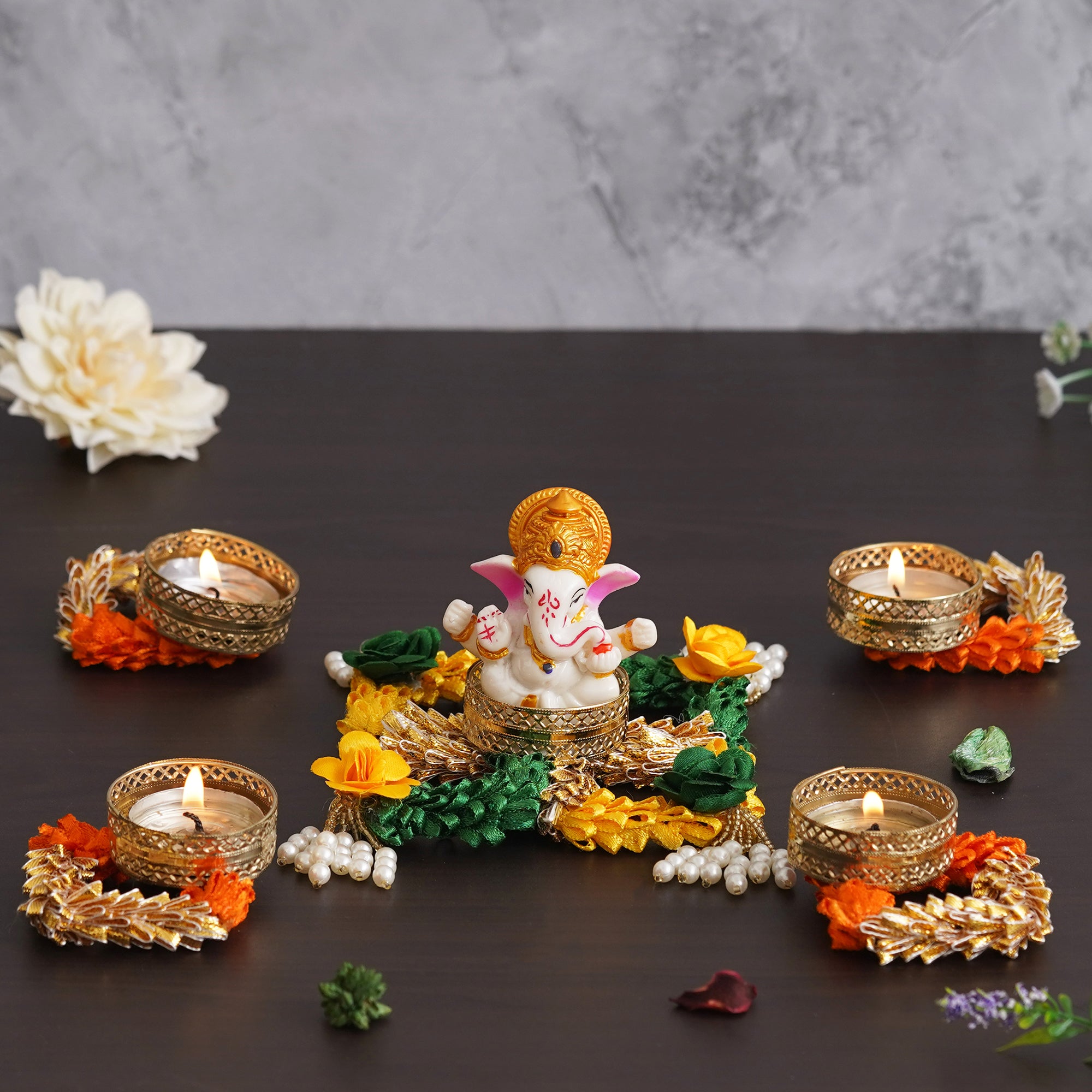 eCraftIndia Lord Ganesha Idol on Floral and Beads Embellished Handcrafted Plate with 4 Decorative Tea Light Candle Holders