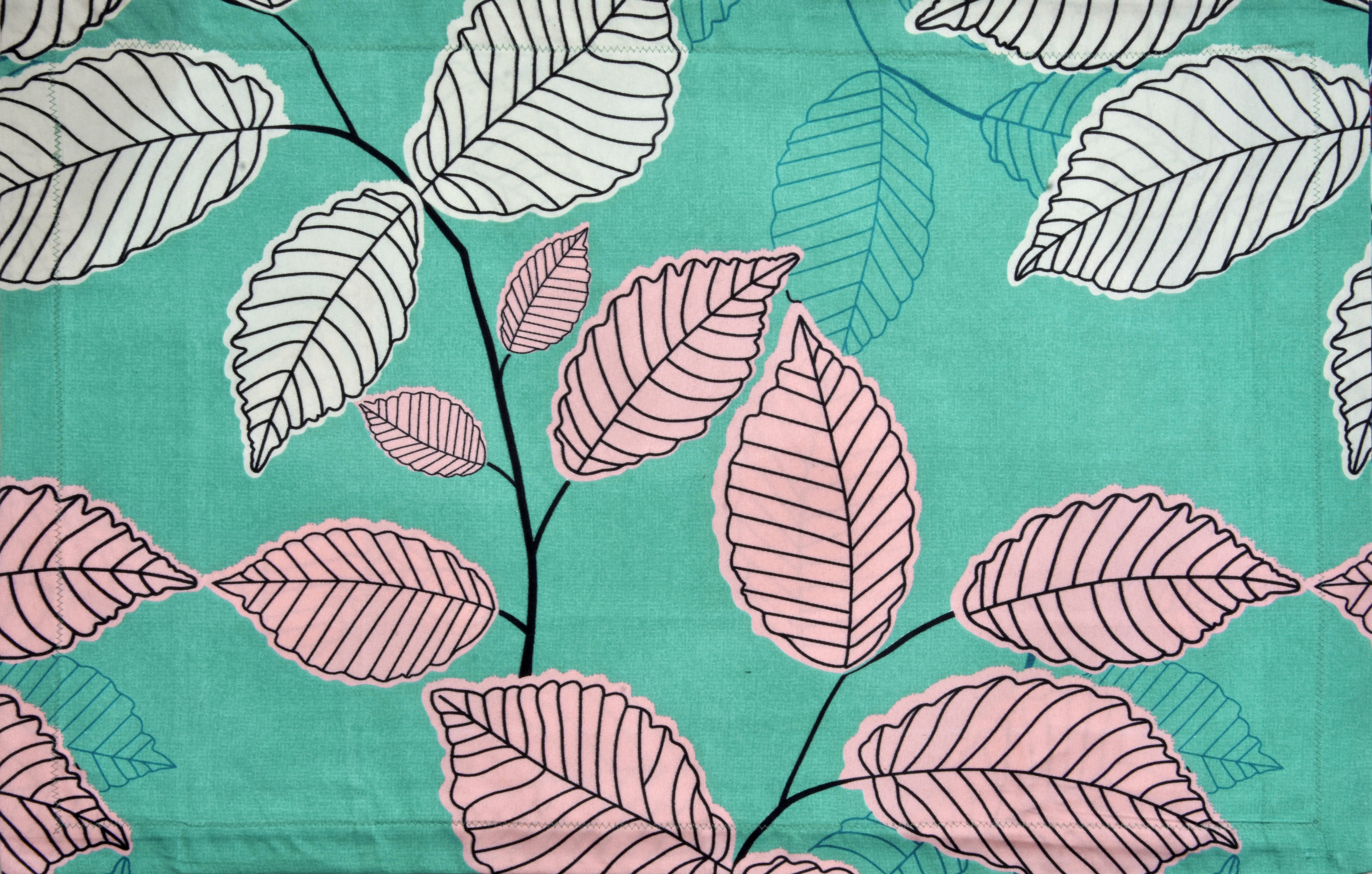 140 TC Glace Cotton Double Bed Green and Pink Leafs Design Bedsheet (90 In x 100 In) with 2 pillow cover 5