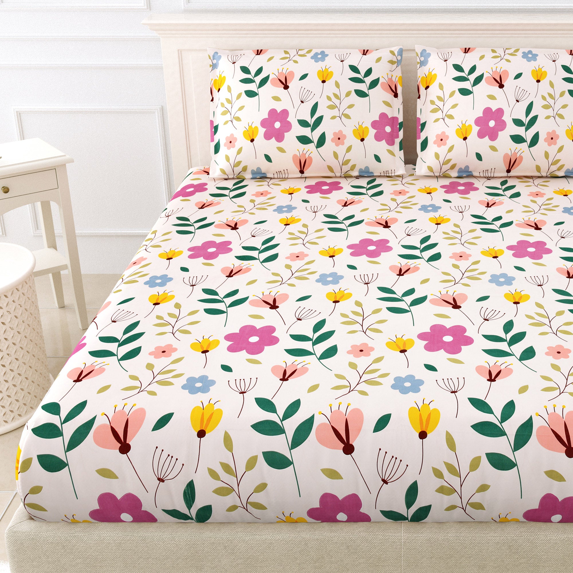 eCraftIndia 250 TC Multicolor Flowers Leaves Printed Cotton Double Bedsheet With 2 Pillow Covers 2
