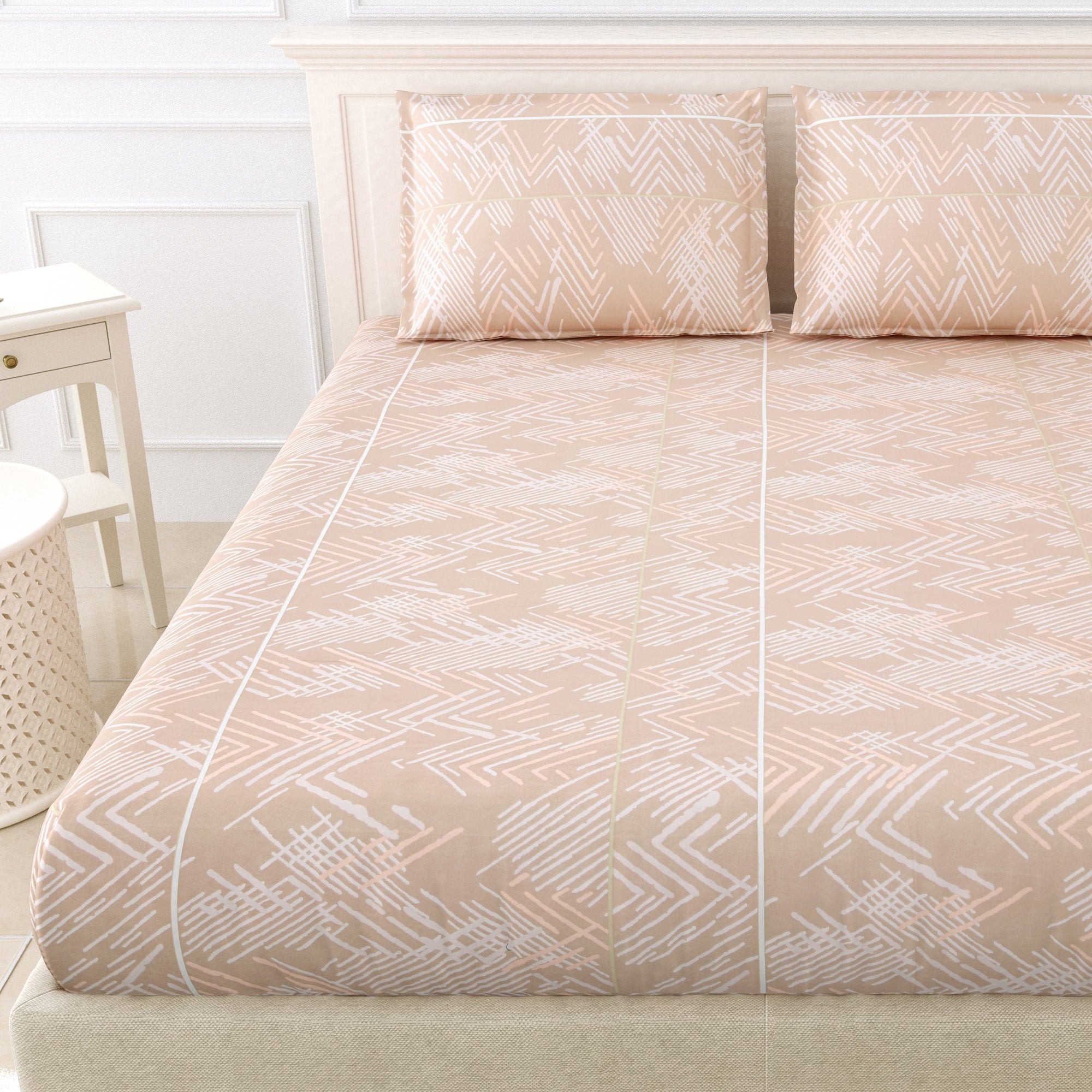 eCraftIndia 250 TC Peach White Abstract Printed Cotton Double Bedsheet With 2 Pillow Covers 2