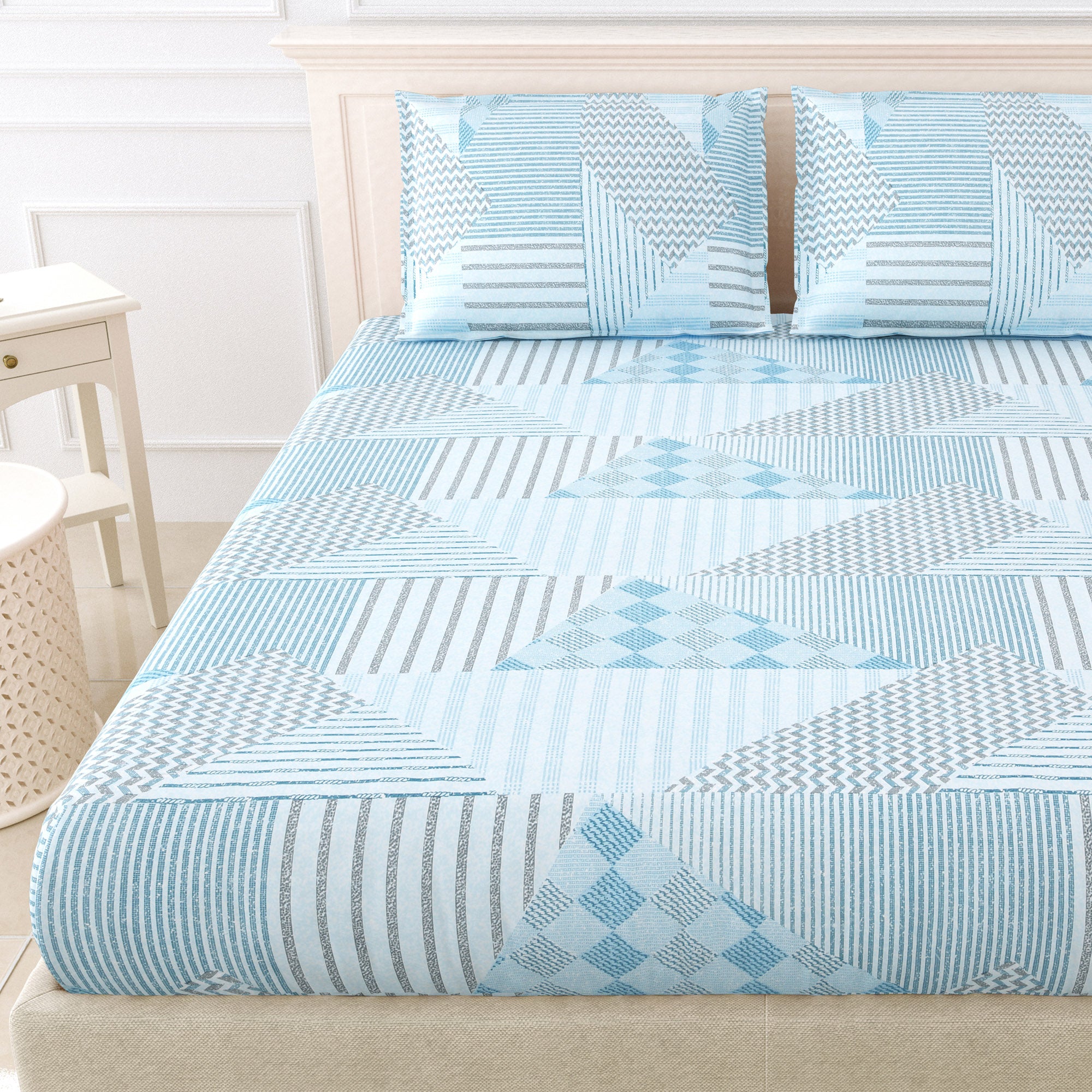 eCraftIndia 250 TC Blue, White Zig Zag Lines Printed Cotton Double Bedsheet With 2 Pillow Covers 2