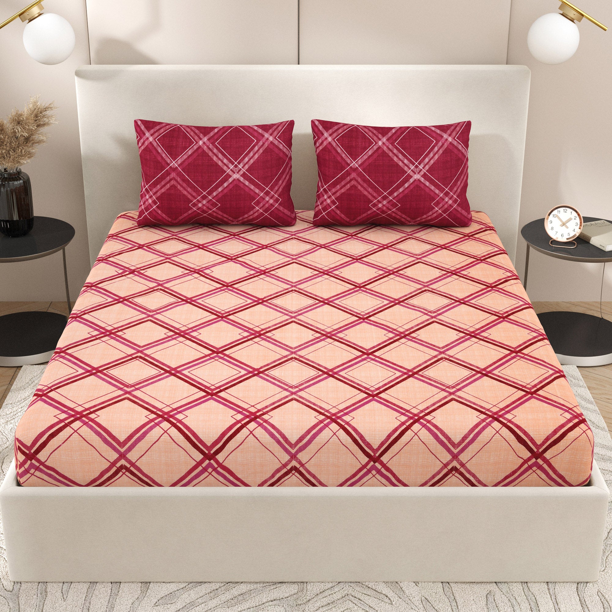 eCraftIndia 250 TC Pink, Red, Peach Geometric Square Printed Cotton Double Bedsheet With 2 Pillow Covers
