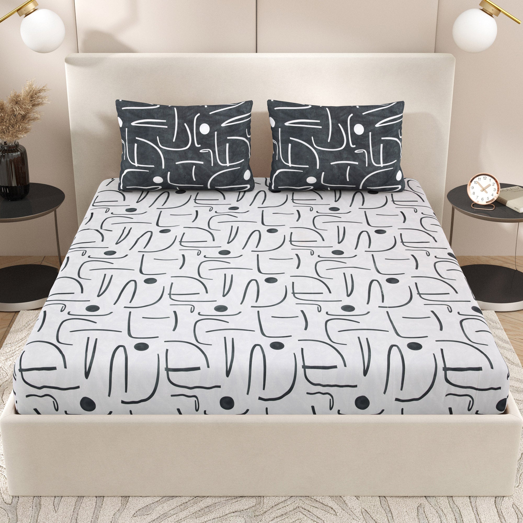eCraftIndia 250 TC Black & White Abstract Printed Cotton Double Bedsheet With 2 Pillow Covers