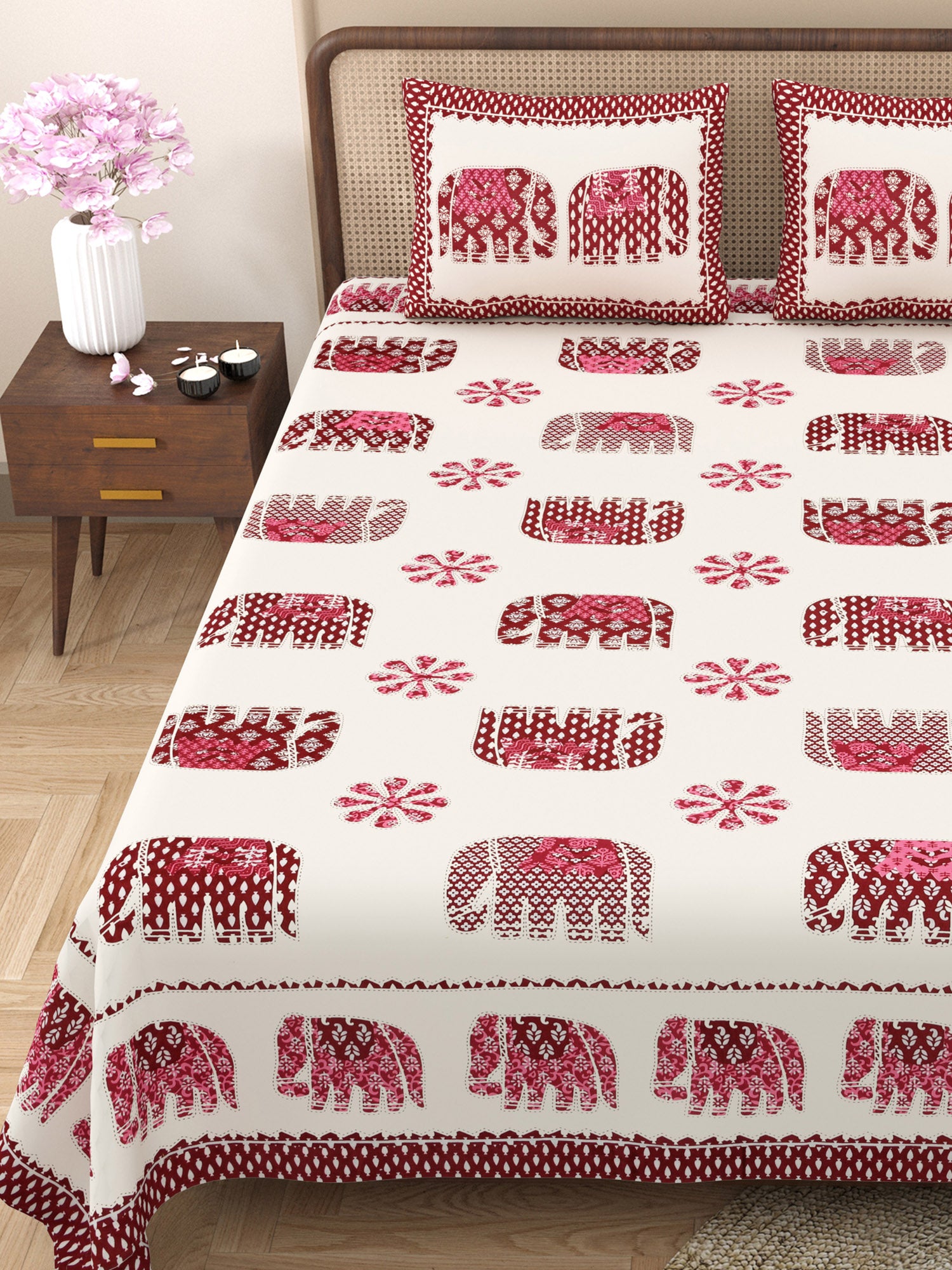 eCraftIndia Red and White Cotton Elephant Printed 180TC King Size Double Bedsheet with 2 Pillow Covers 2