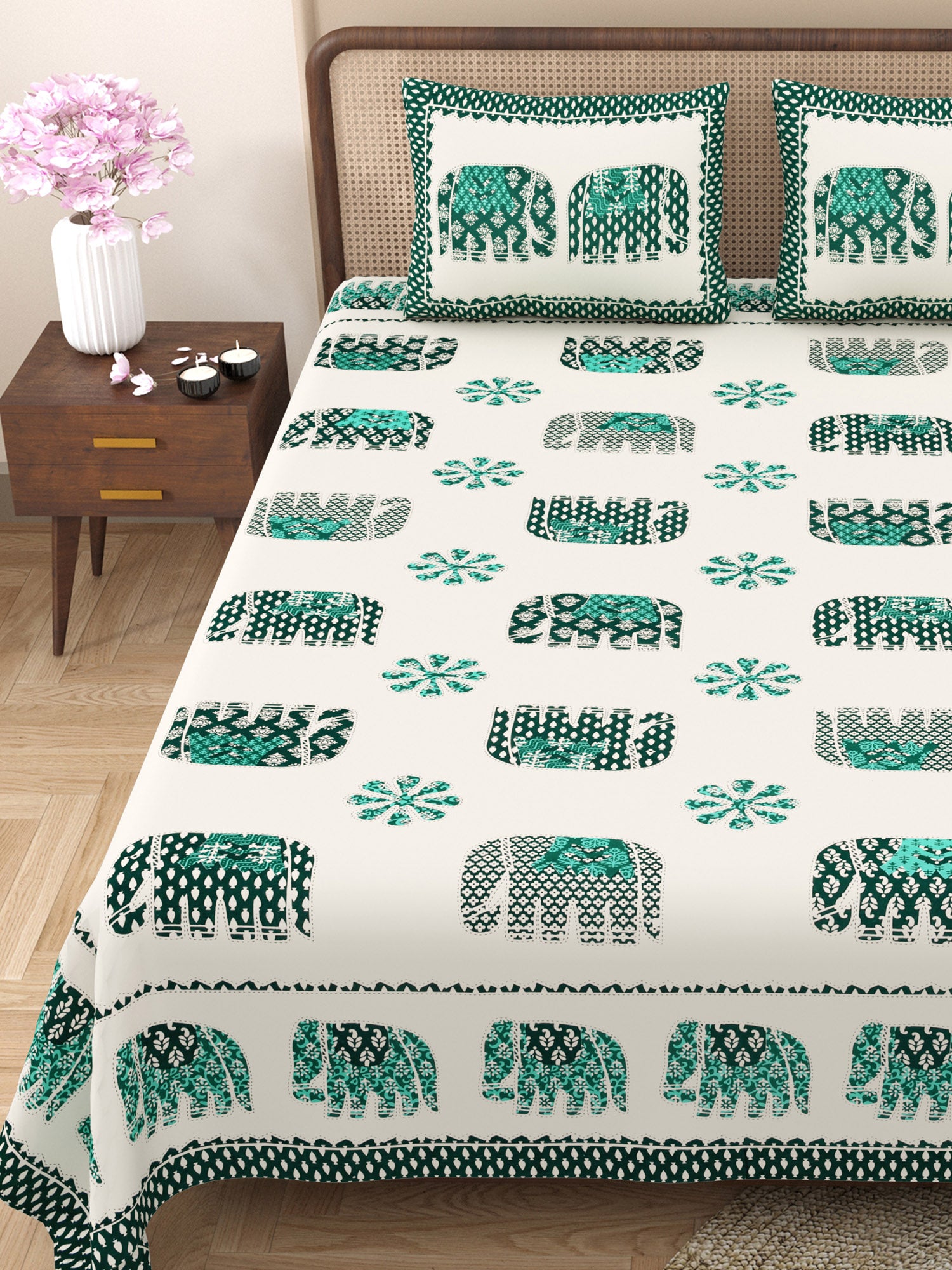 eCraftIndia Green Cotton Elephant Printed 180TC King Size Double Bedsheet with 2 Pillow Covers 2