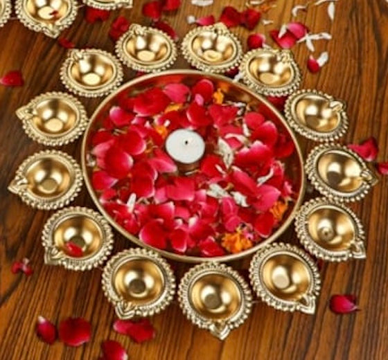 eCraftIndia Golden Metal Handcrafted Designer Urli with 13 Diyas
