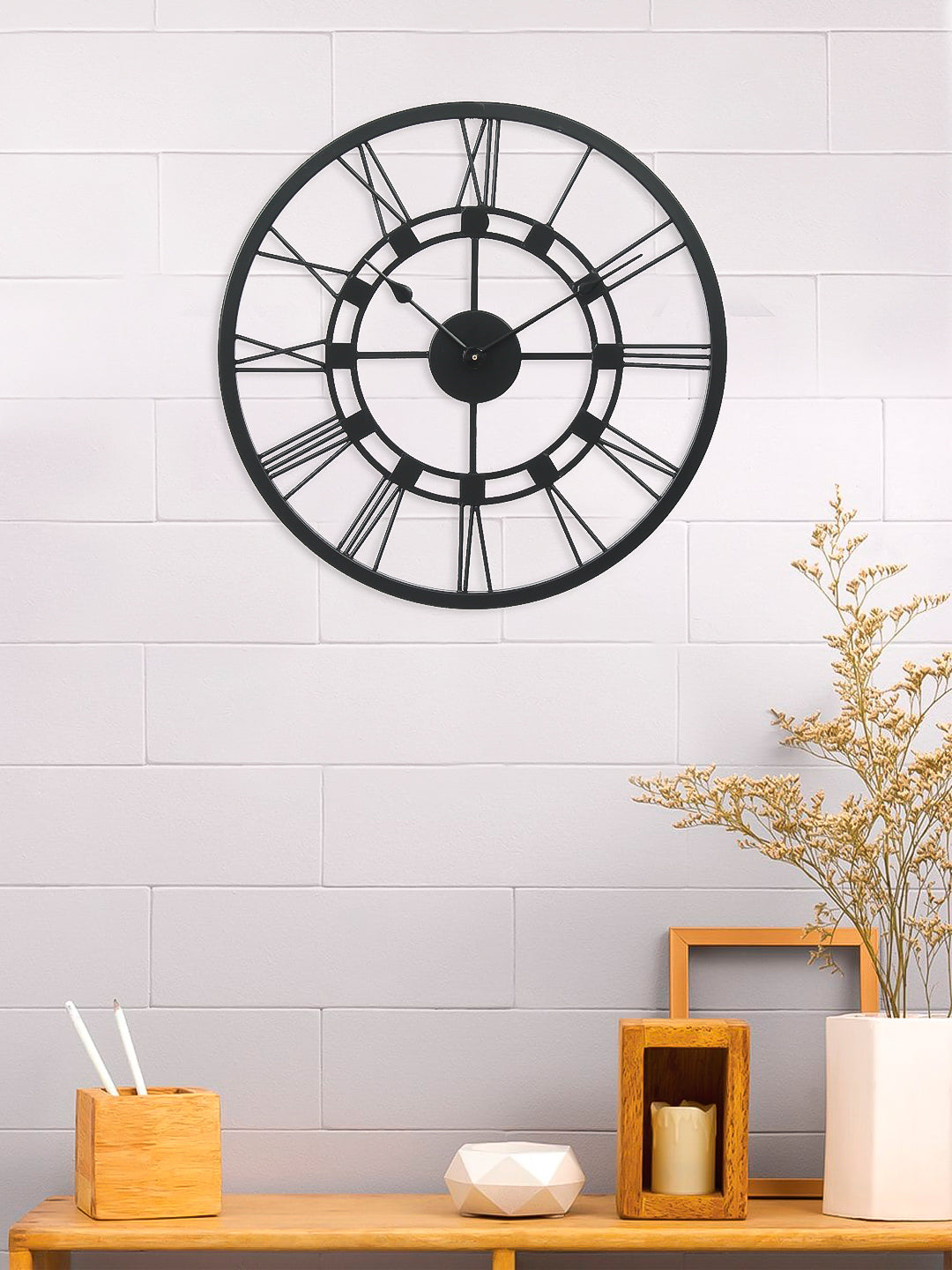 Black Iron Round Handcrafted Analog Roman Number Wall Clock Without Glass 1