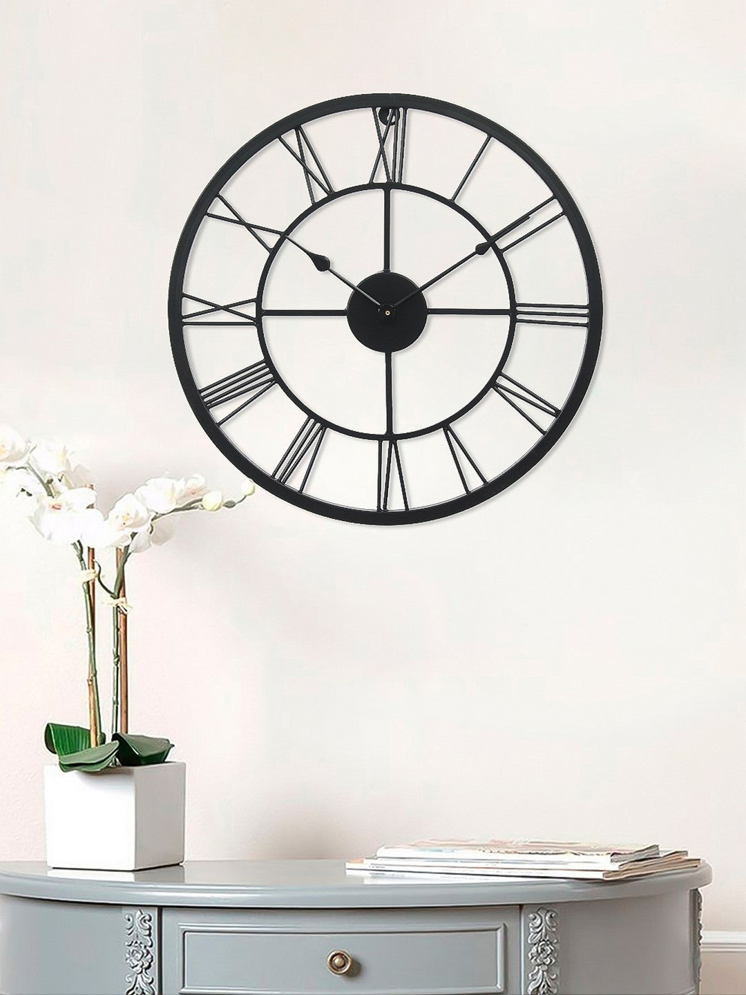 Black Iron Round Handcrafted Analog Roman Numeral Wall Clock Without Glass 2