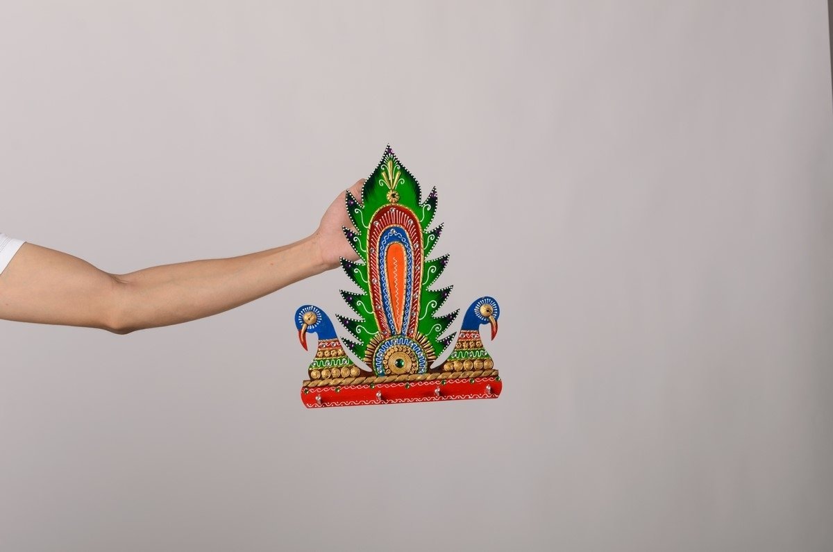 Wooden Papier Mache Decorative Peacock Key Holder 2