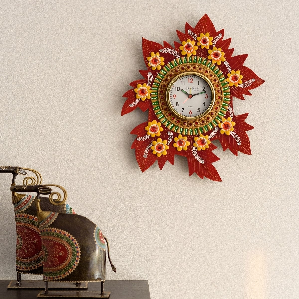 Artistic Handicrafted Leaf Shape Papier-Mache Wooden Wall Clock 1