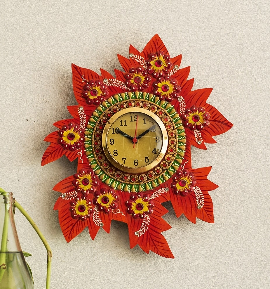 Handcrafted Papier-Mache Leaf Shape Wall Clock 1